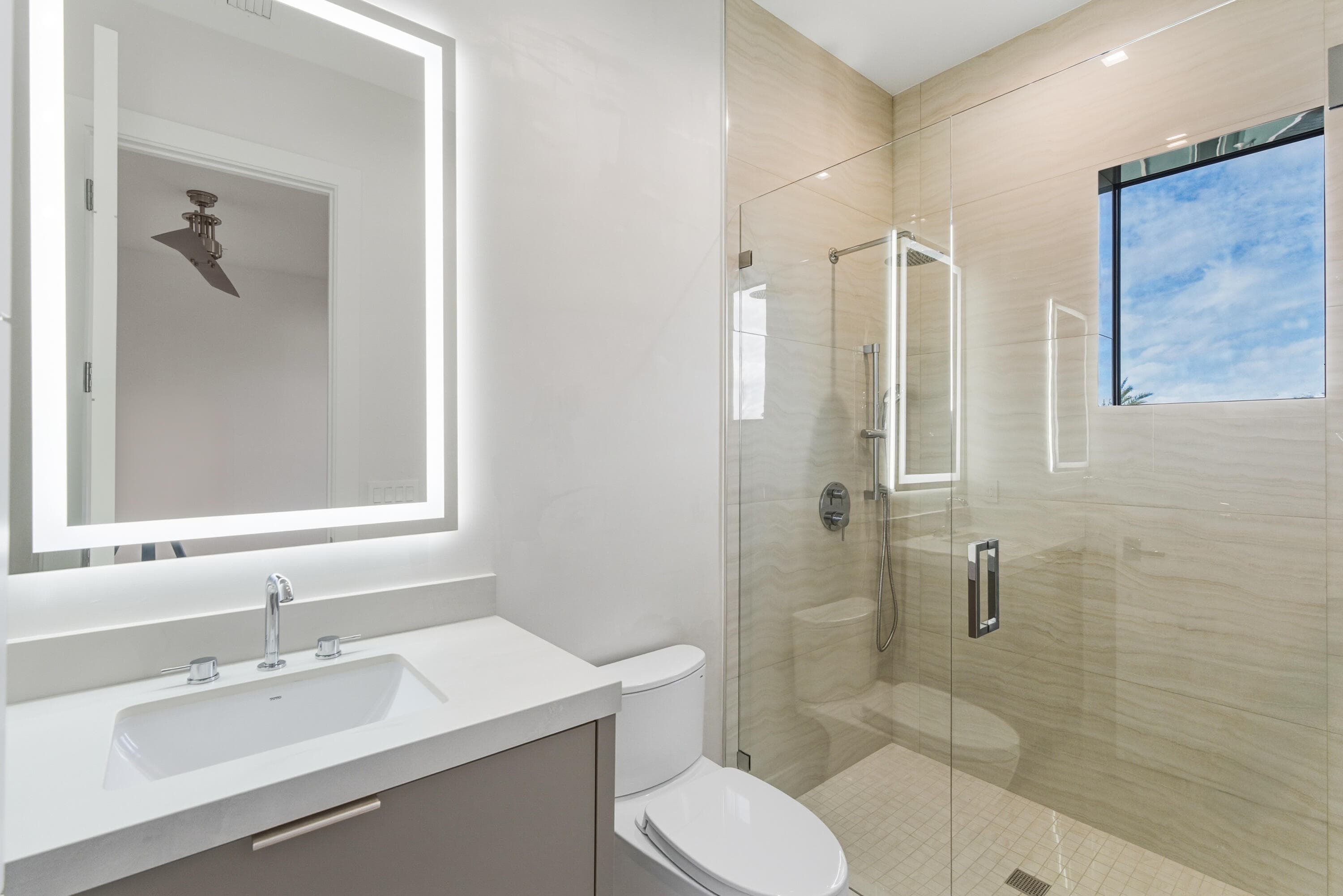 450 NE Spanish Court, Boca Raton, FL 33432 23