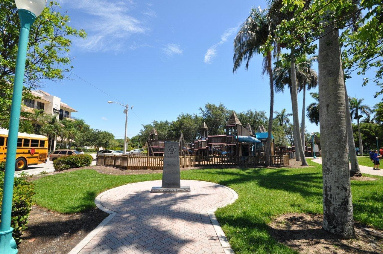 122 Andrews Avenue C, Delray Beach, FL 33483 100