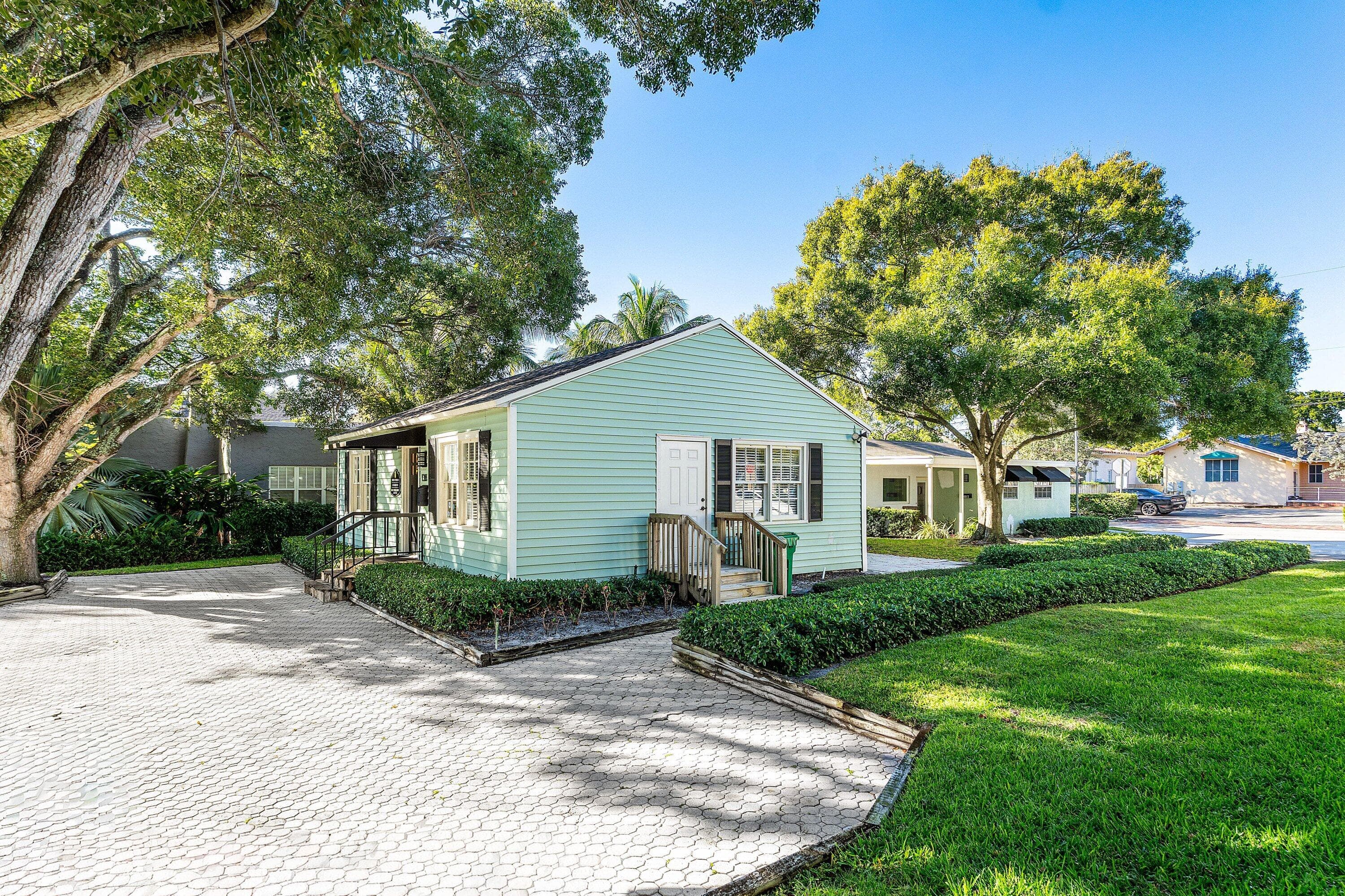 138 N Swinton Avenue, Delray Beach, FL 33444 6