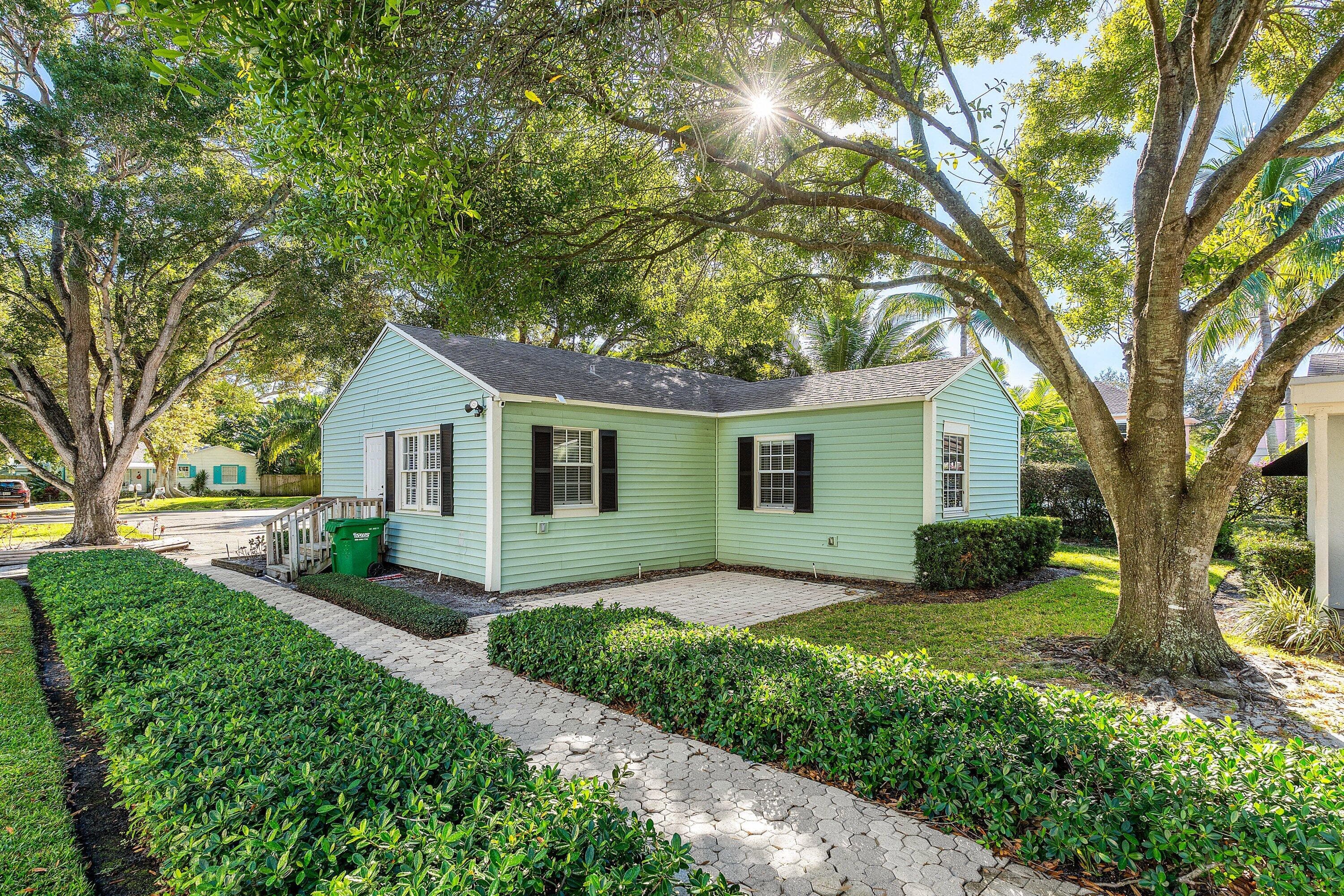 138 N Swinton Avenue, Delray Beach, FL 33444 10