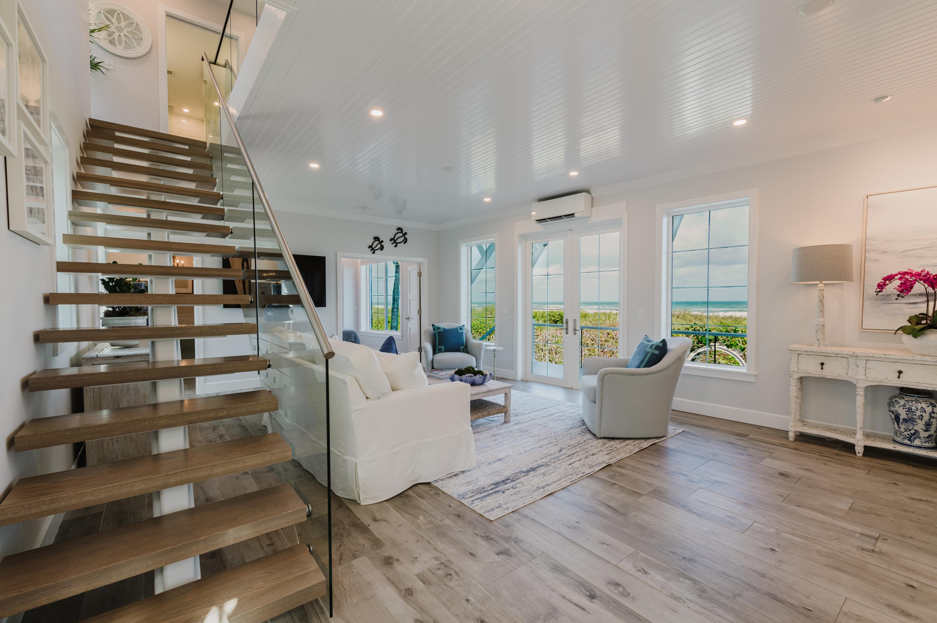 113 N Beach Road, Jupiter Island, FL 33455 8