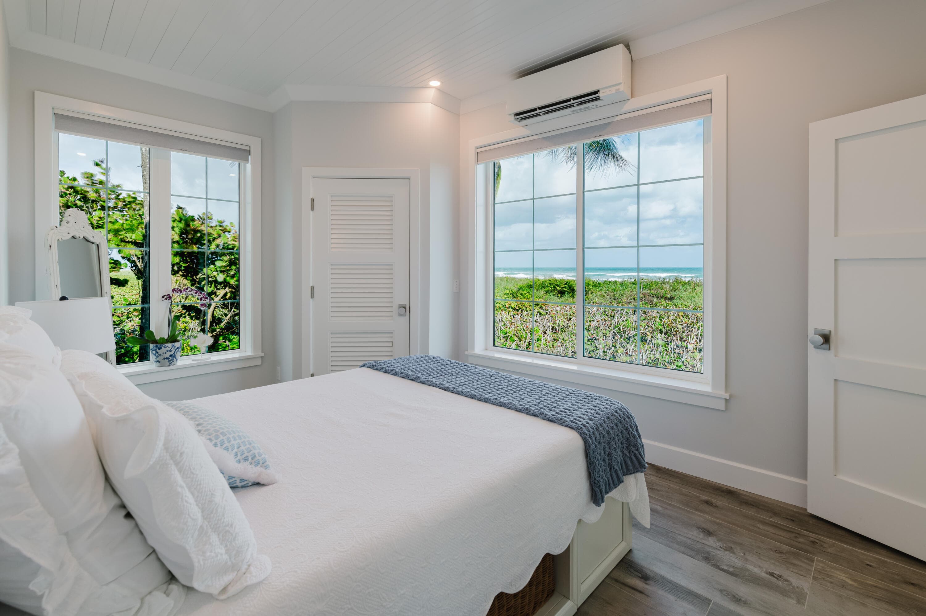 113 N Beach Road, Jupiter Island, FL 33455 17