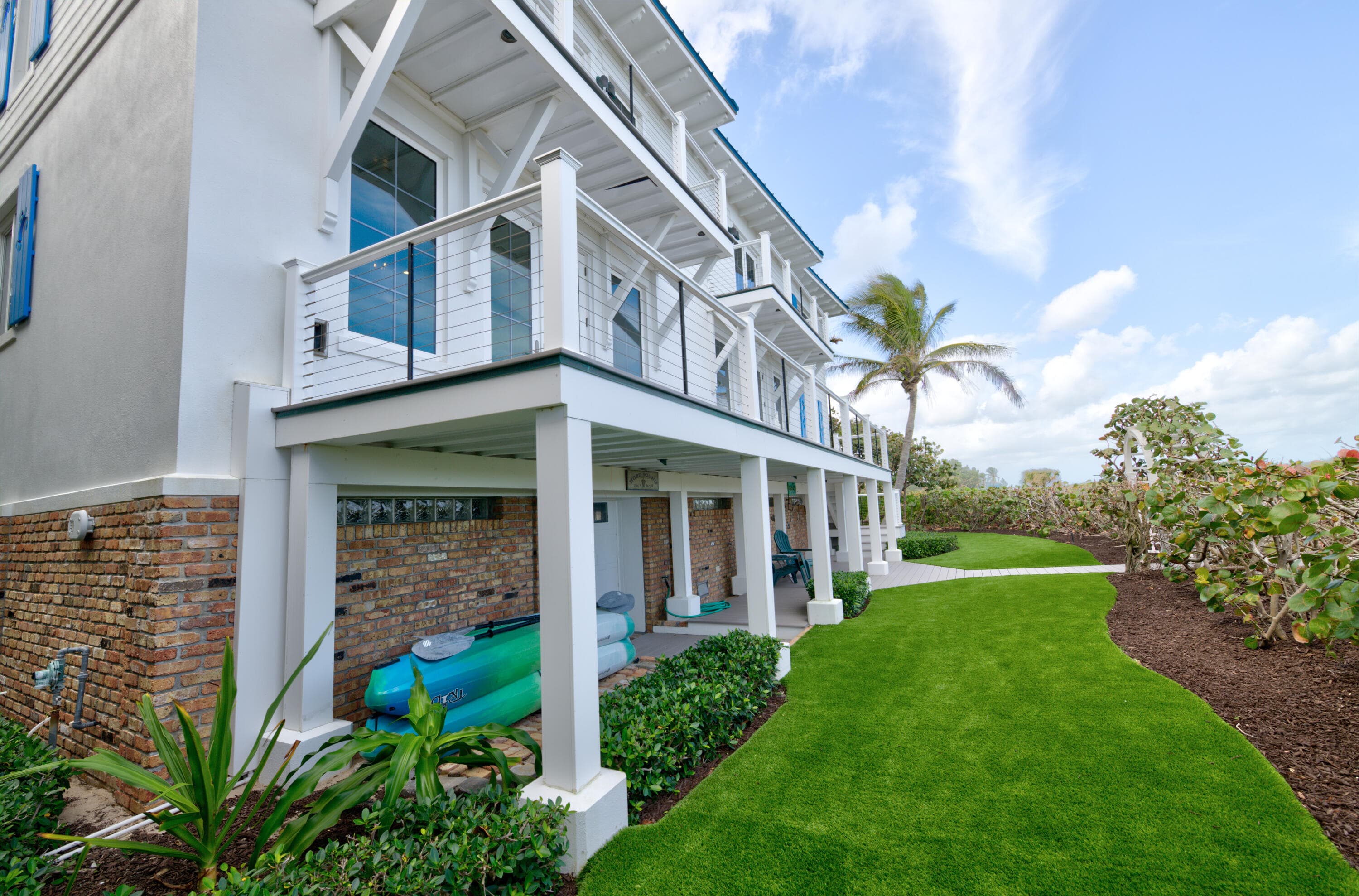 113 N Beach Road, Jupiter Island, FL 33455 48
