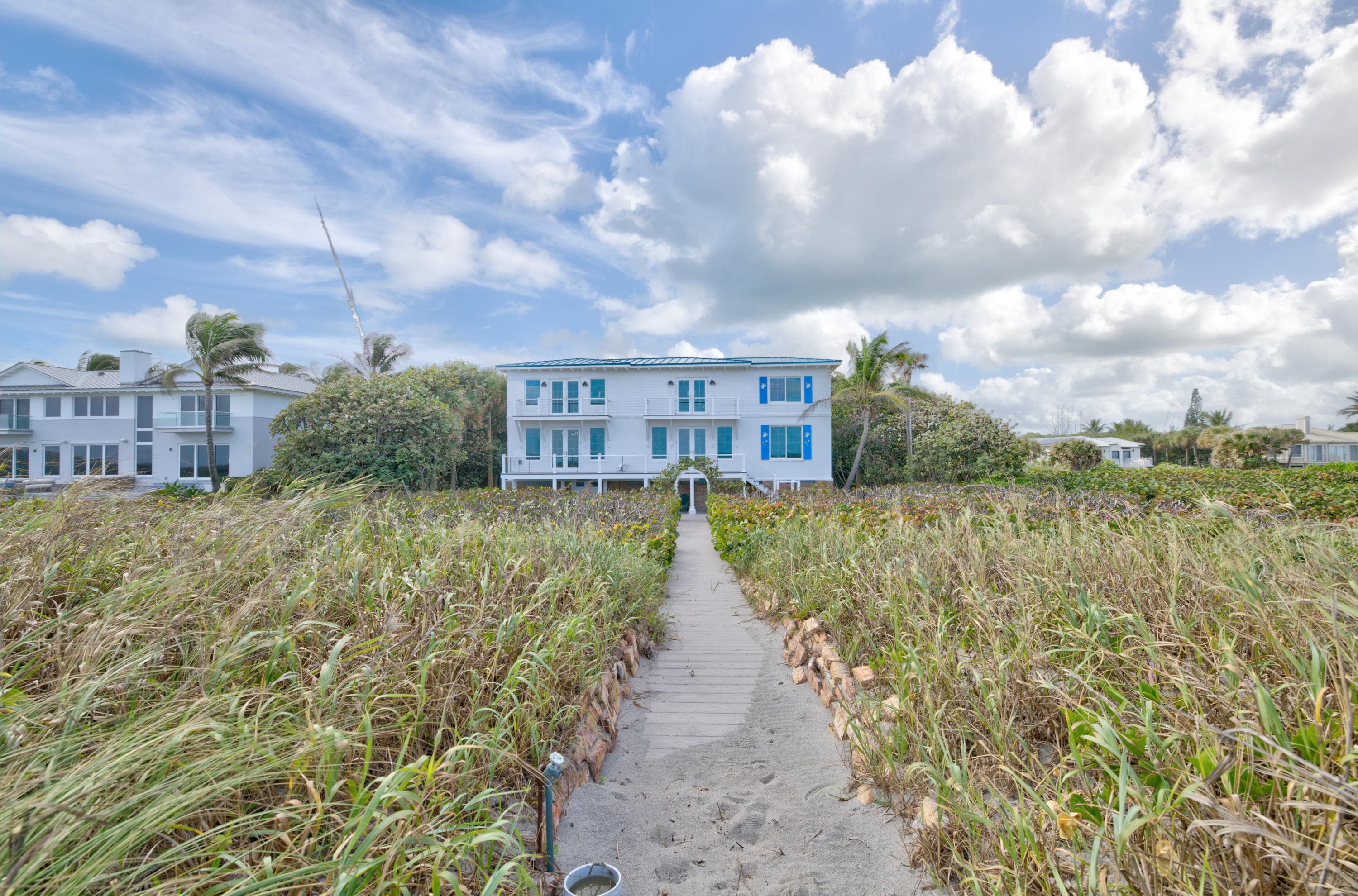 113 N Beach Road, Jupiter Island, FL 33455 51