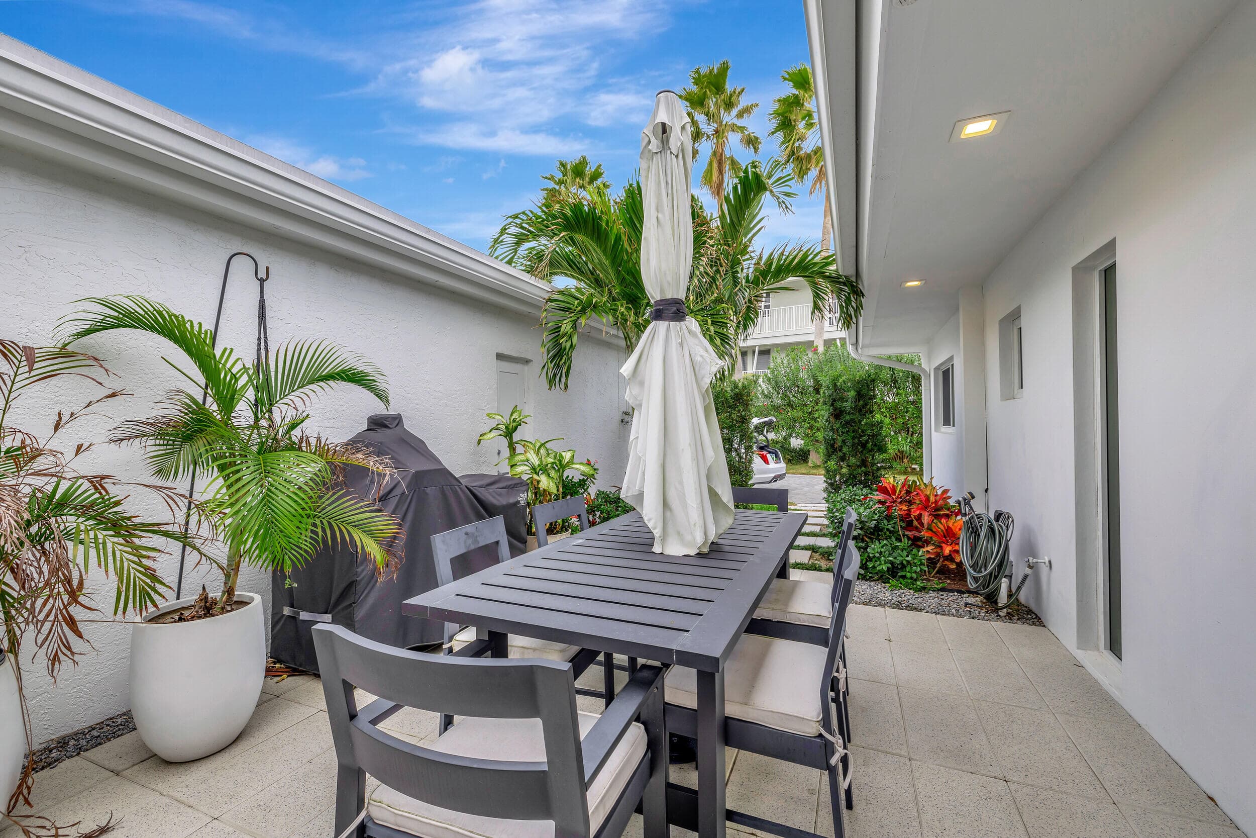 1212 Hillsboro Mile 20, Hillsboro Beach, FL 33062 22