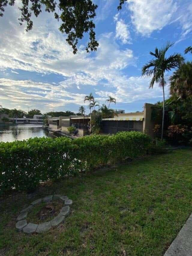 16023 Kingsmoor Way, Miami Lakes, FL 33014 6