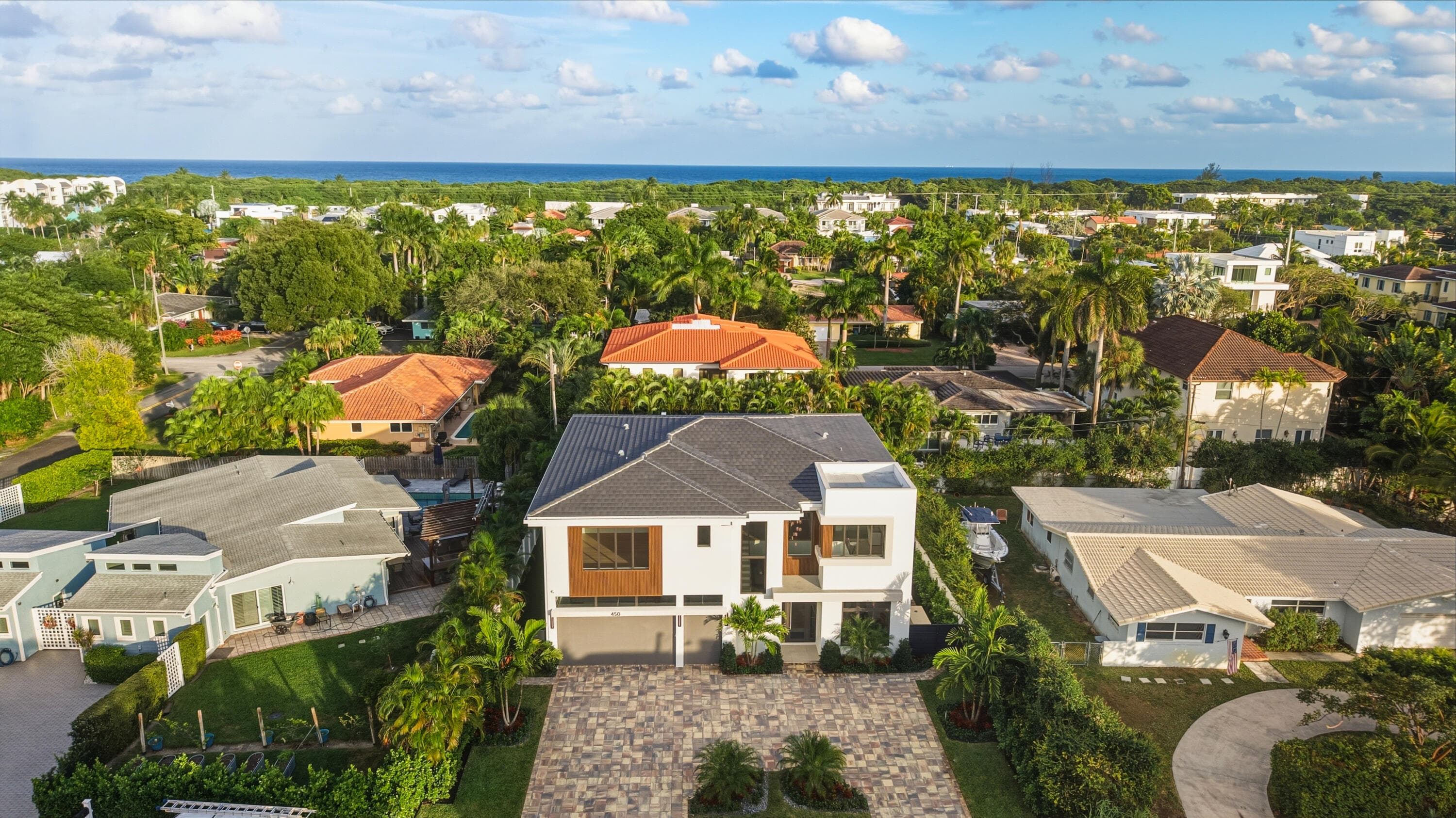 450 NE Spanish Court, Boca Raton, FL 33432 31