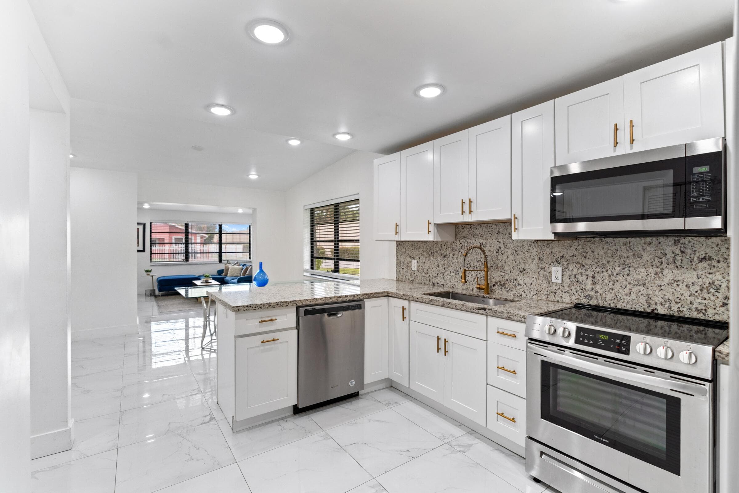 12805 NW 6th Avenue, North Miami, FL 33168 23
