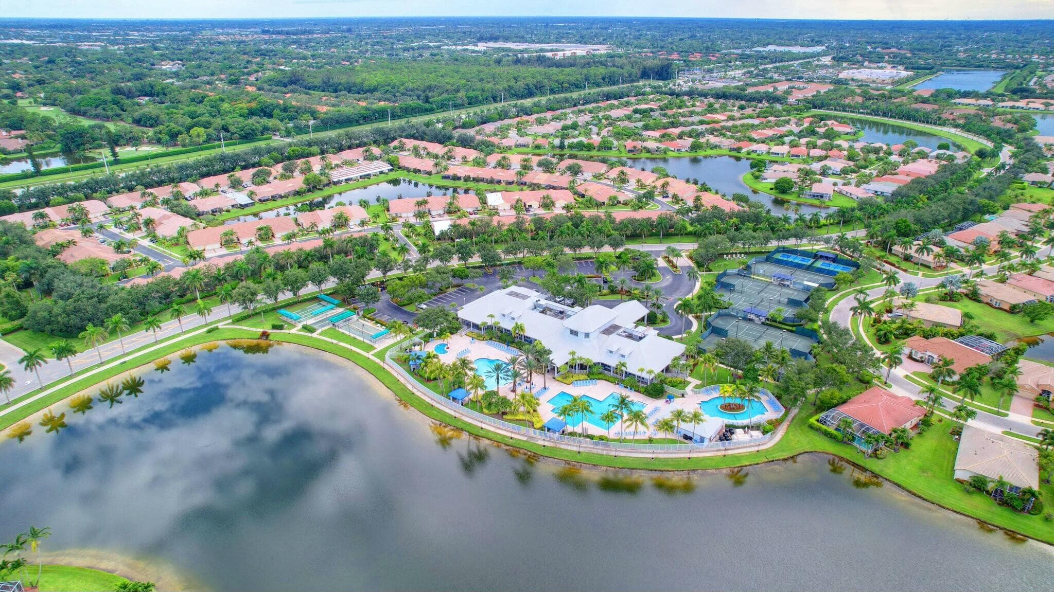 9566 Lantern Bay Circle, West Palm Beach, FL 33411 77