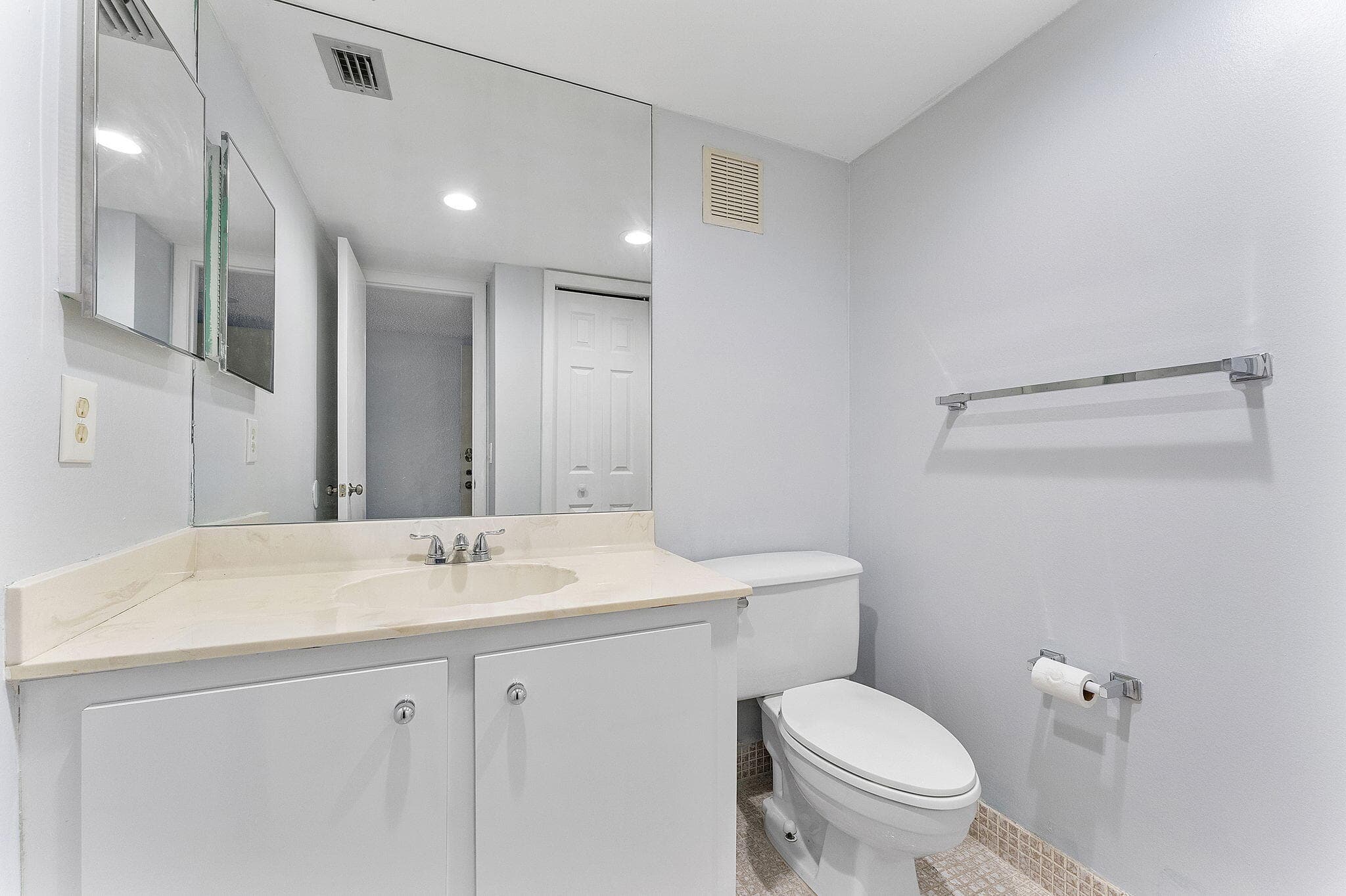 16475 Golf Club Road 207, Weston, FL 33326 14