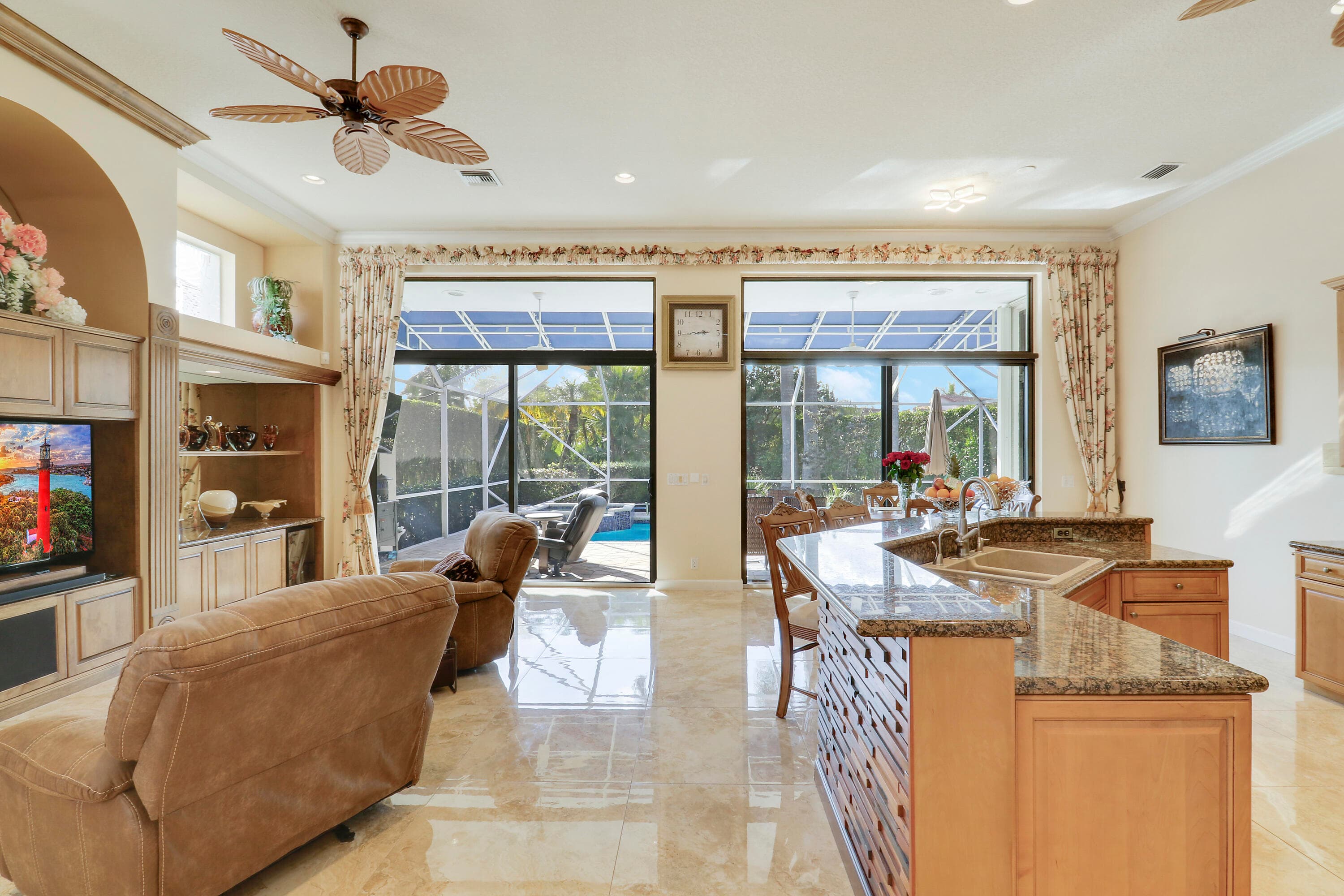 8216 Cypress Point Road, West Palm Beach, FL 33412 23