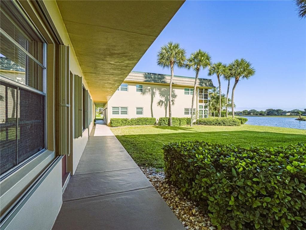 36 Vista Gardens Trail 103, Vero Beach, FL 32962 3