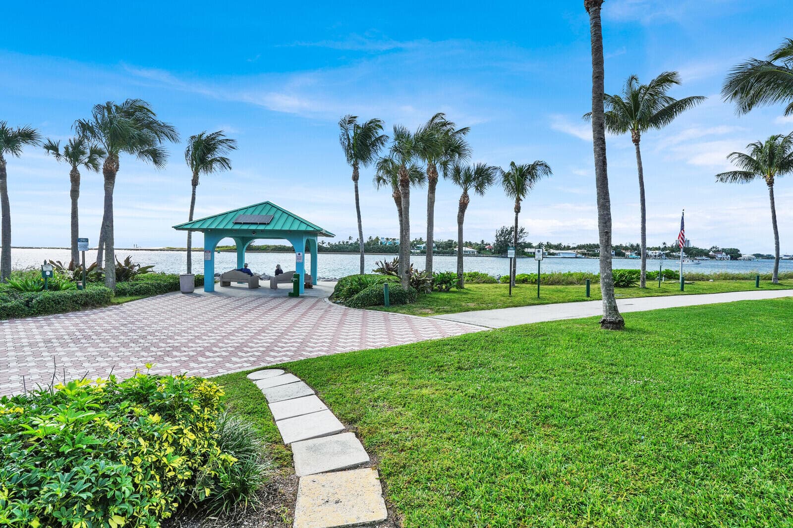 300 Inlet Way 2, Palm Beach Shores, FL 33404 19
