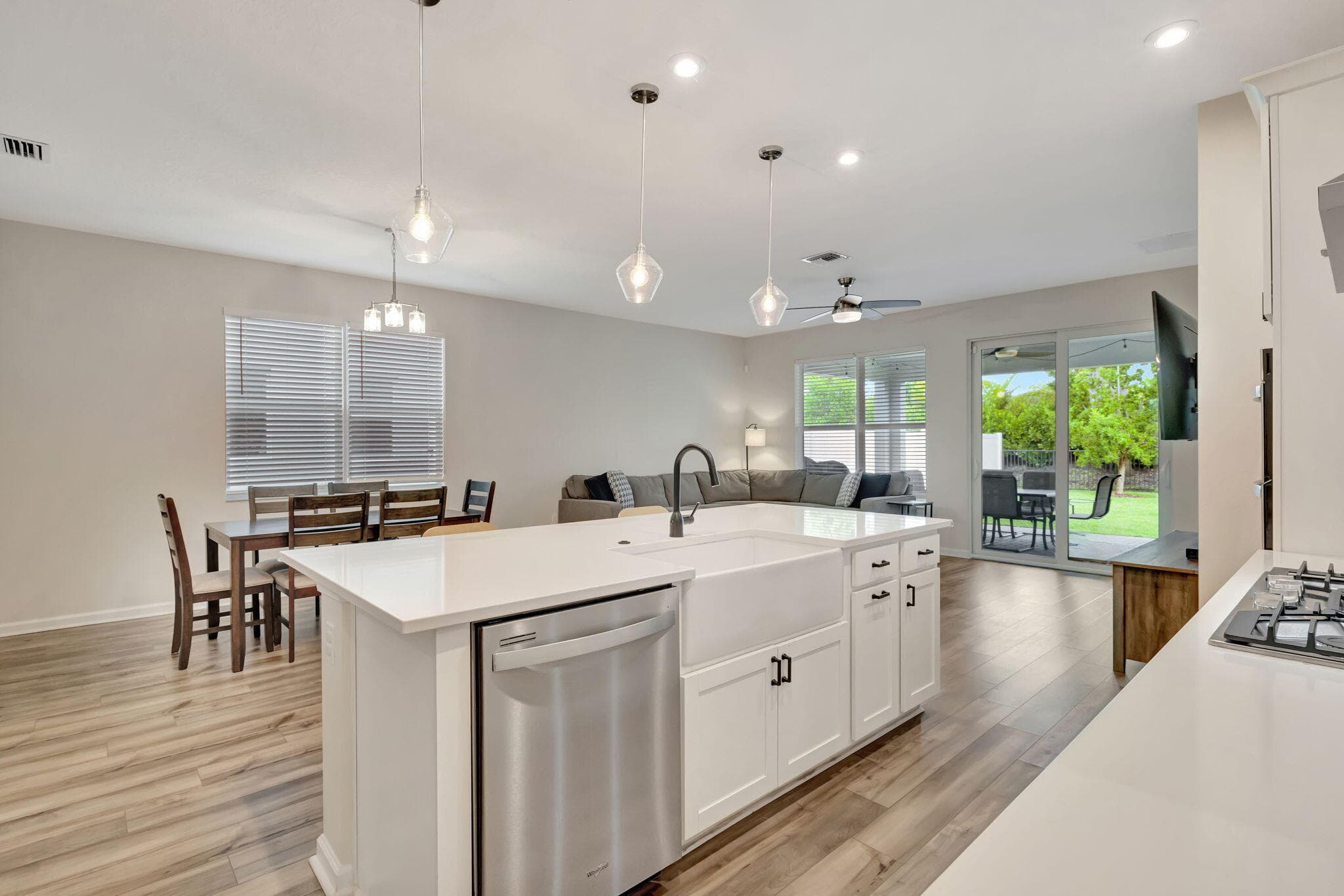 10721 SW Estella Lane, Port St. Lucie, FL 34987 12