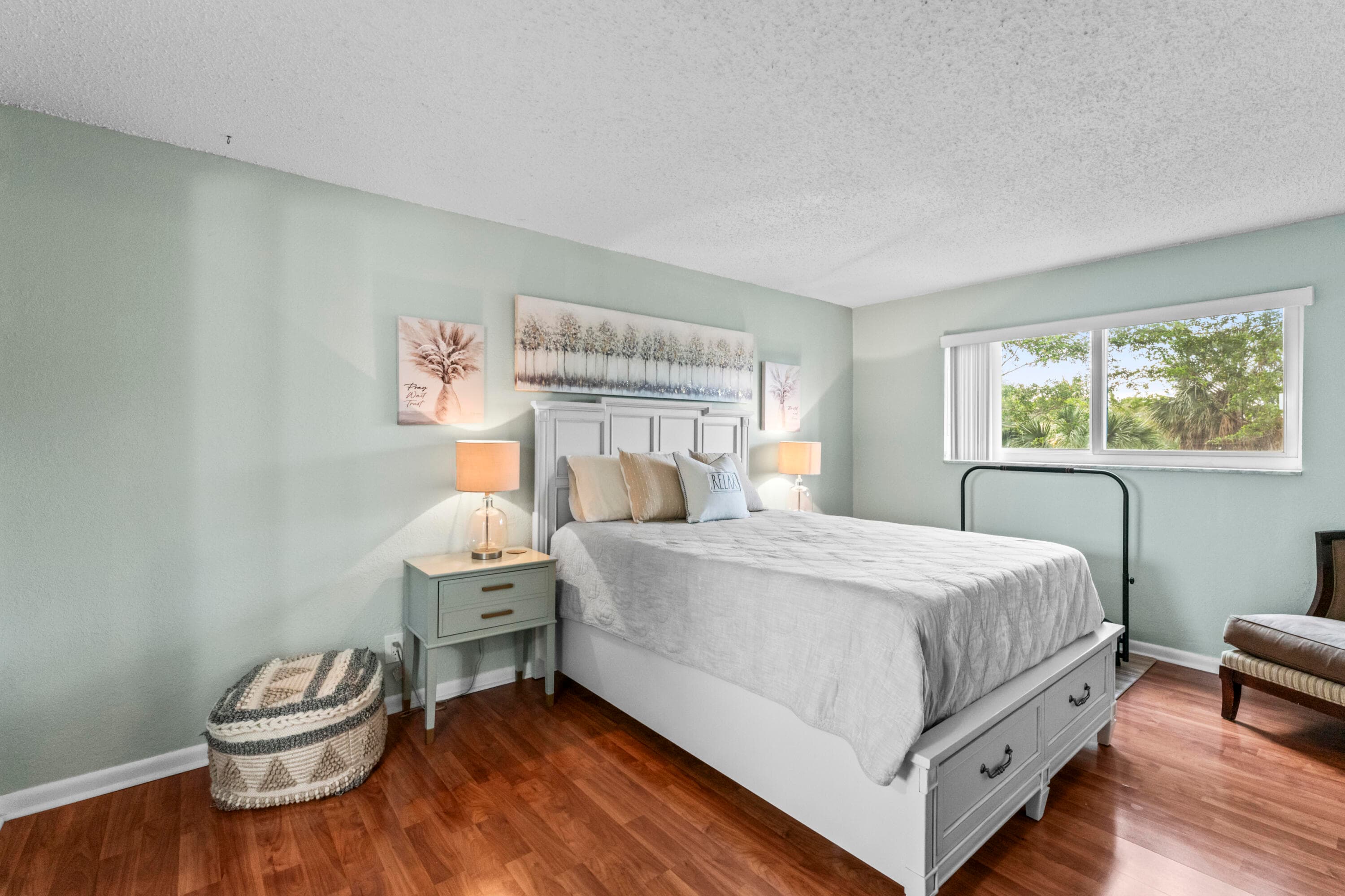 225 Bonnie Boulevard 302, Palm Springs, FL 33461 15