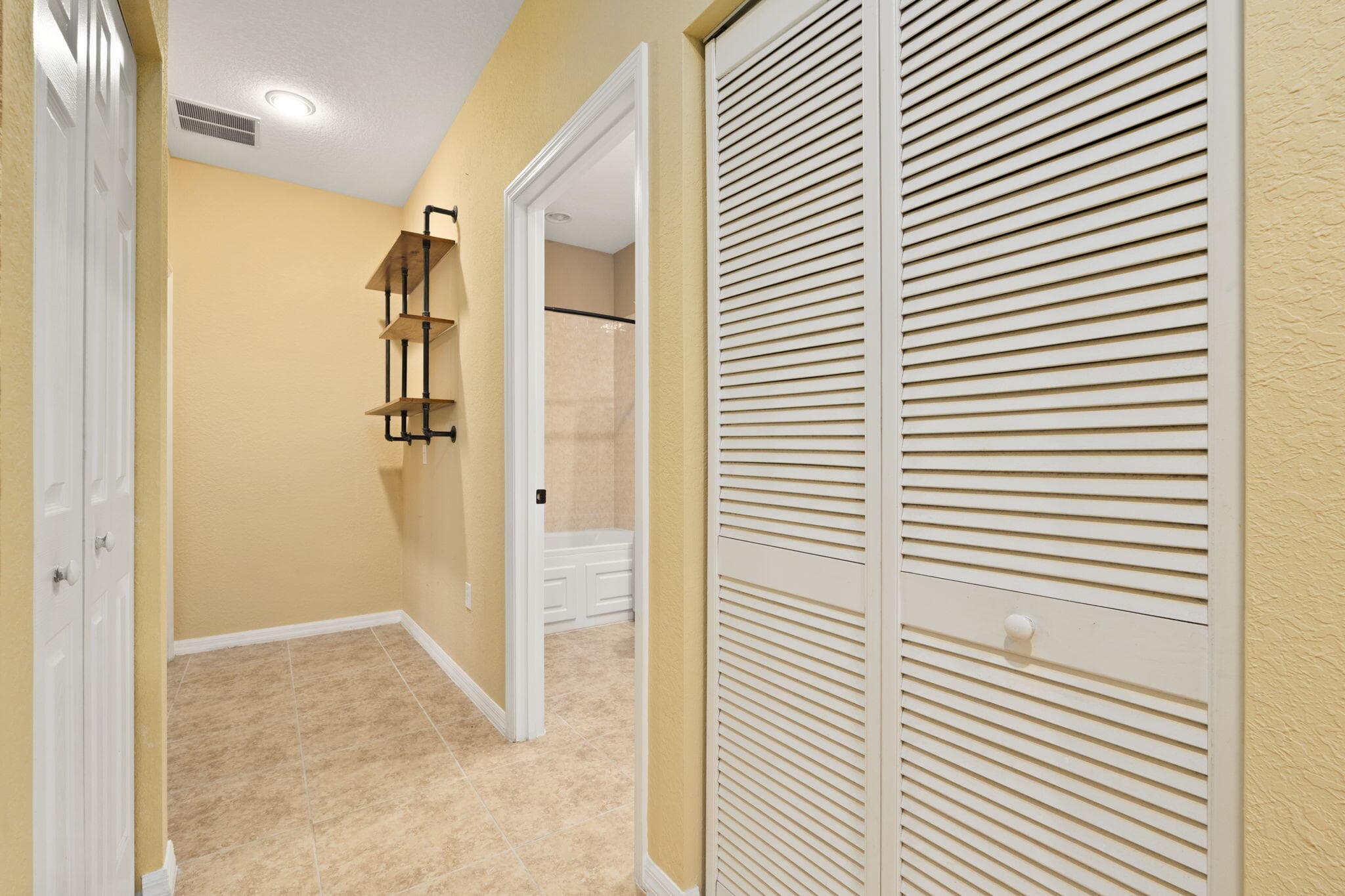 1863 S Dovetail Drive B1, Fort Pierce, FL 34982 22