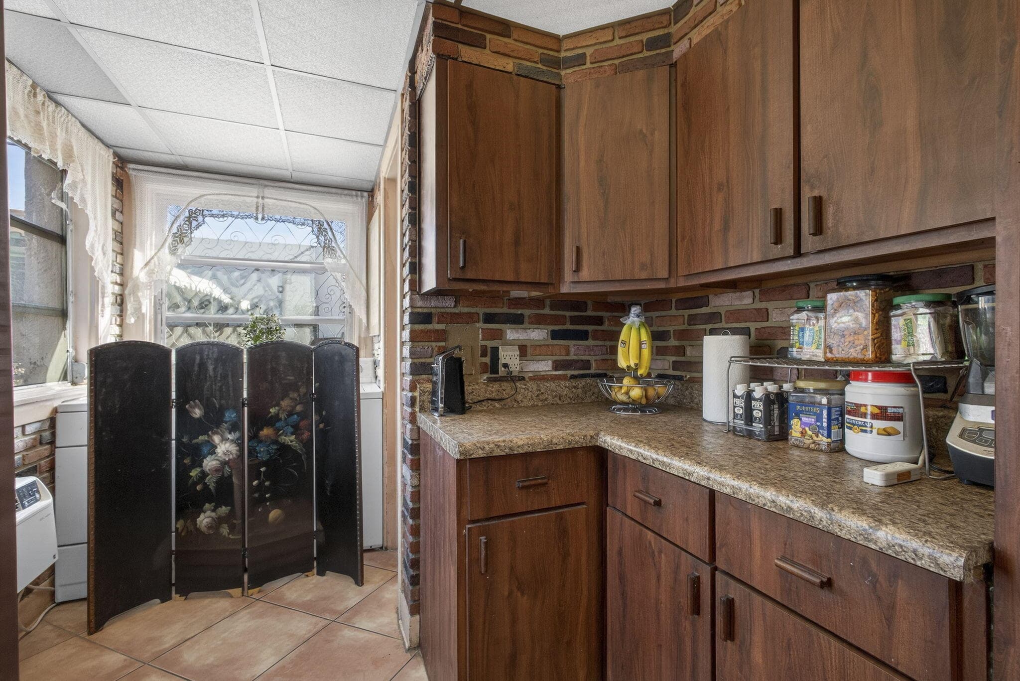 445 29th Street, West Palm Beach, FL 33407 17