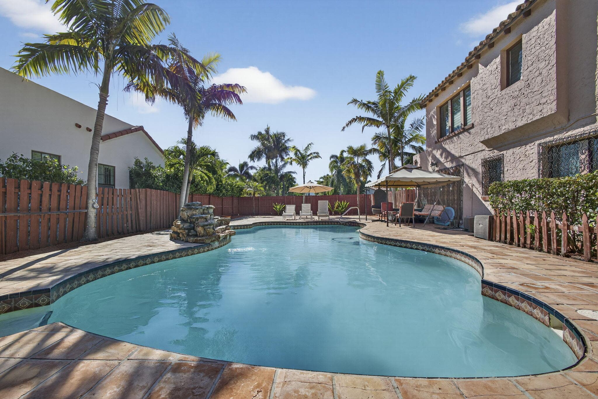 445 29th Street, West Palm Beach, FL 33407 43