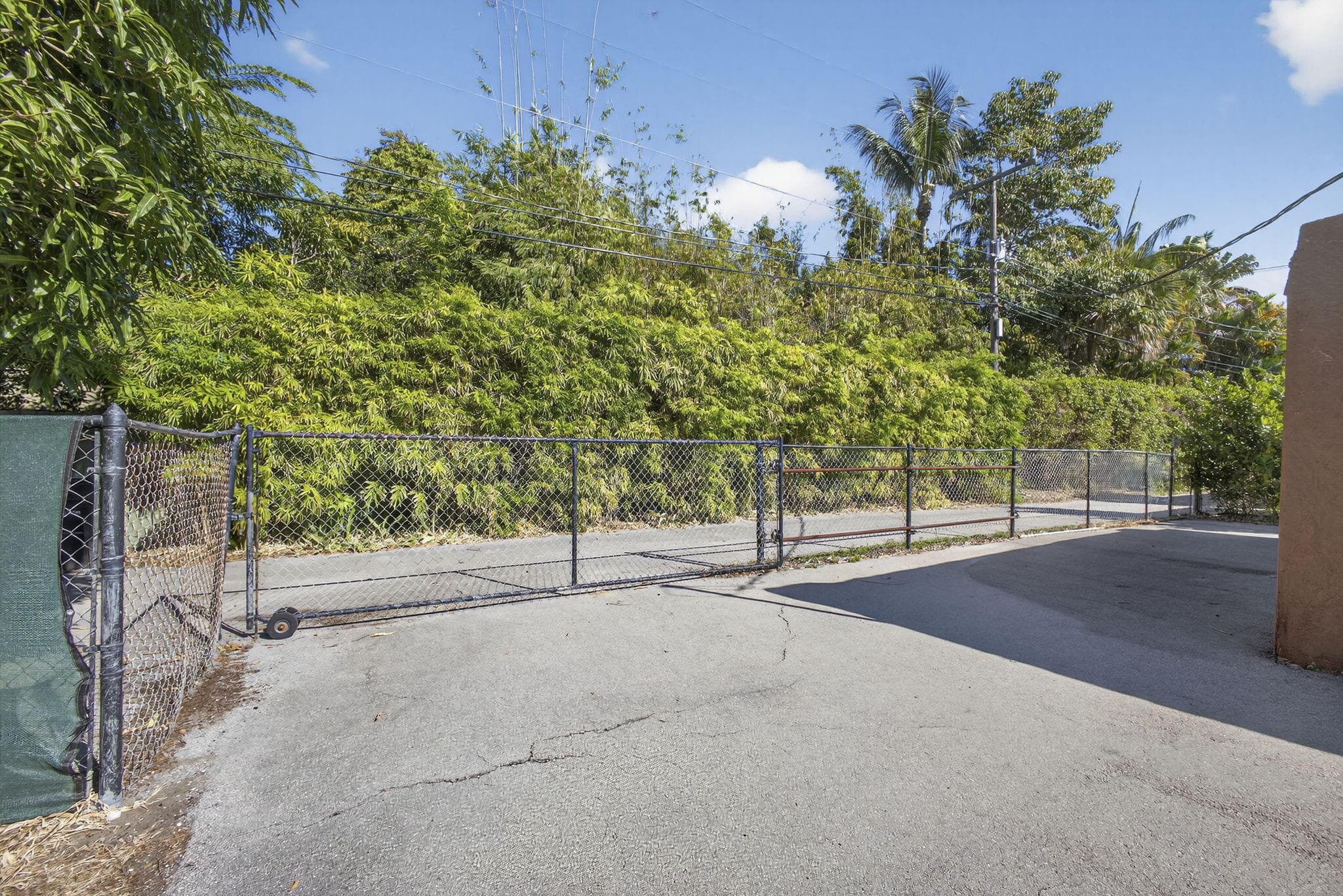 445 29th Street, West Palm Beach, FL 33407 54