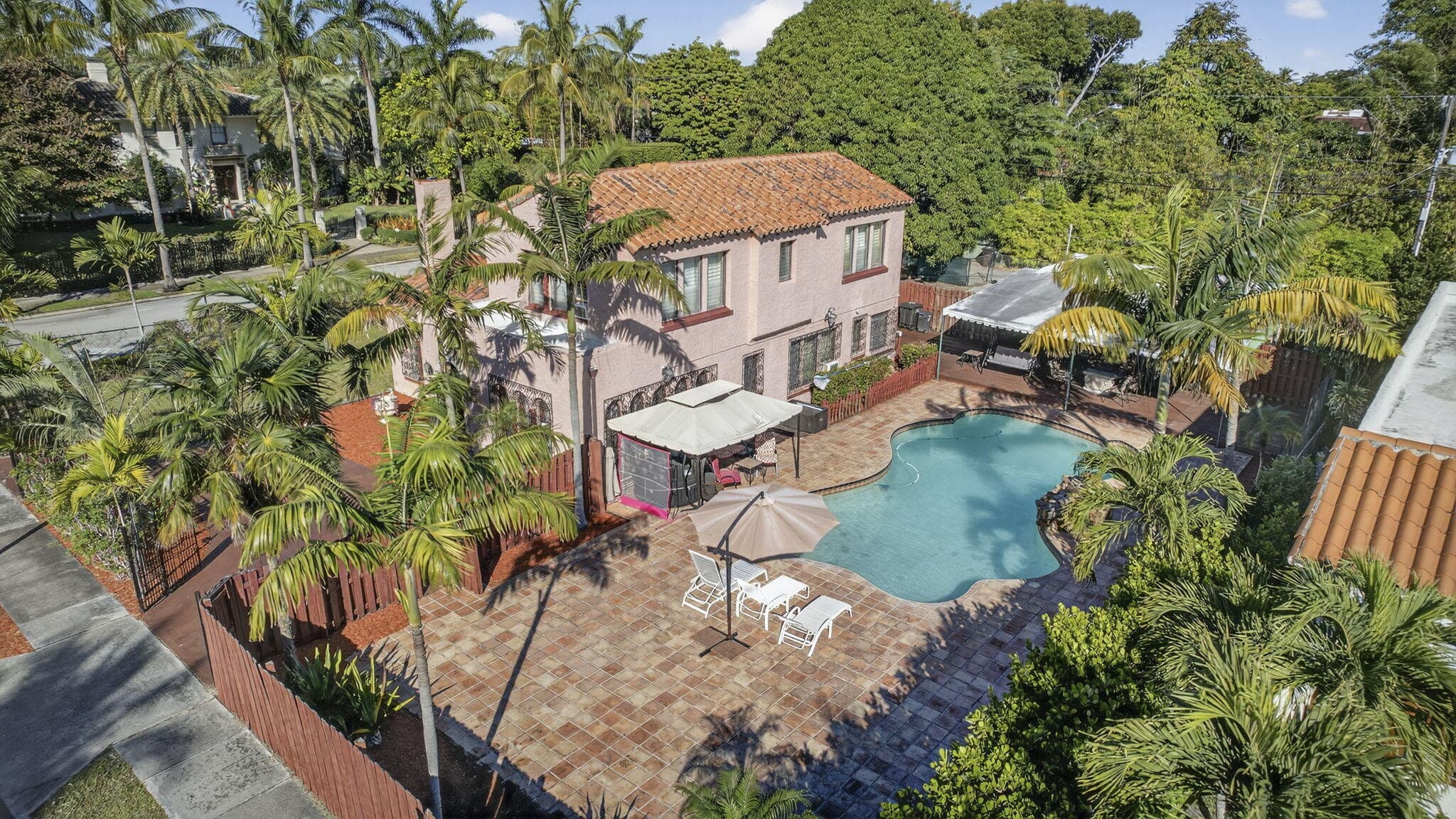 445 29th Street, West Palm Beach, FL 33407 46