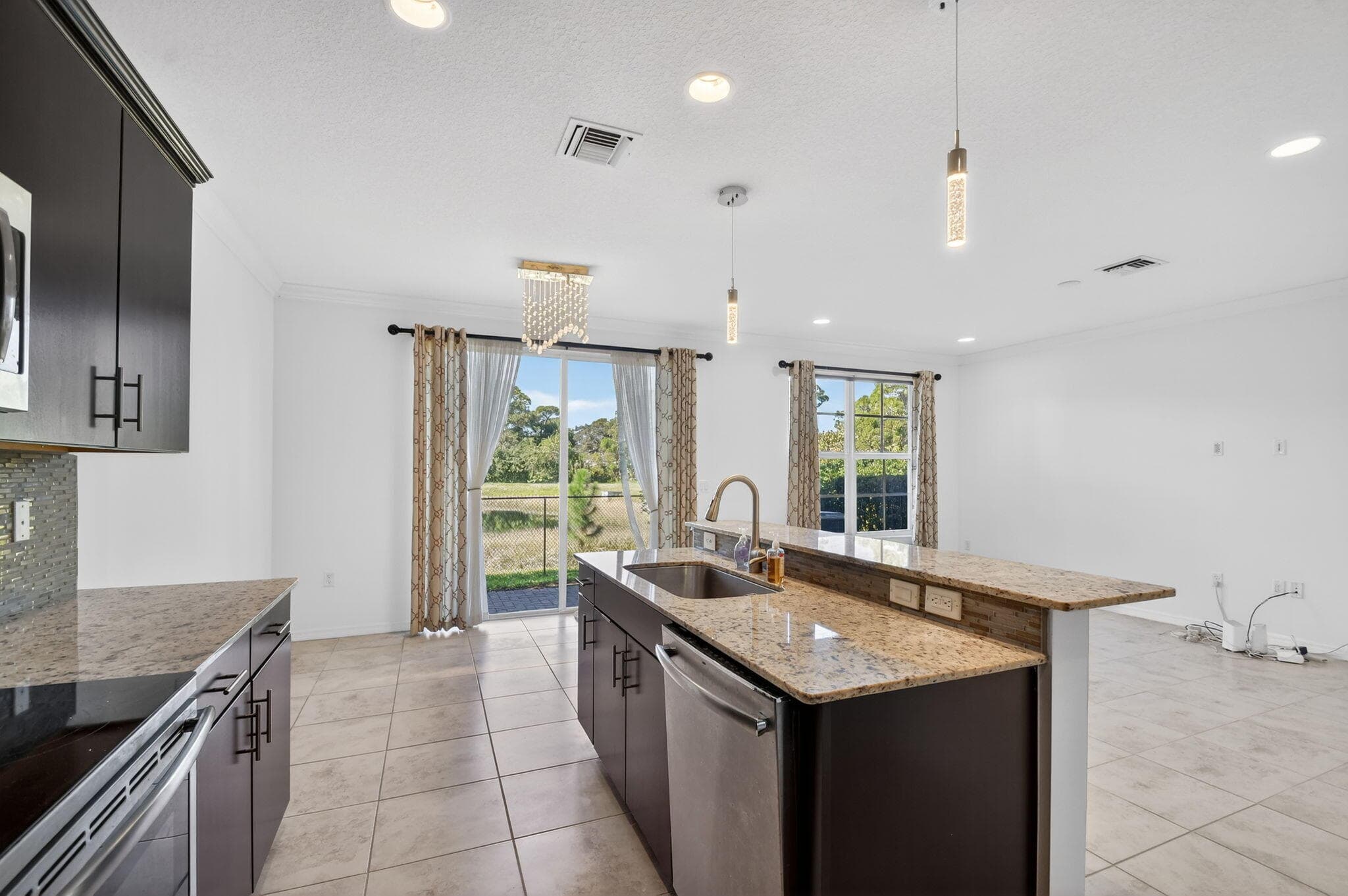 4545 Tara Cove Way, West Palm Beach, FL 33417 12