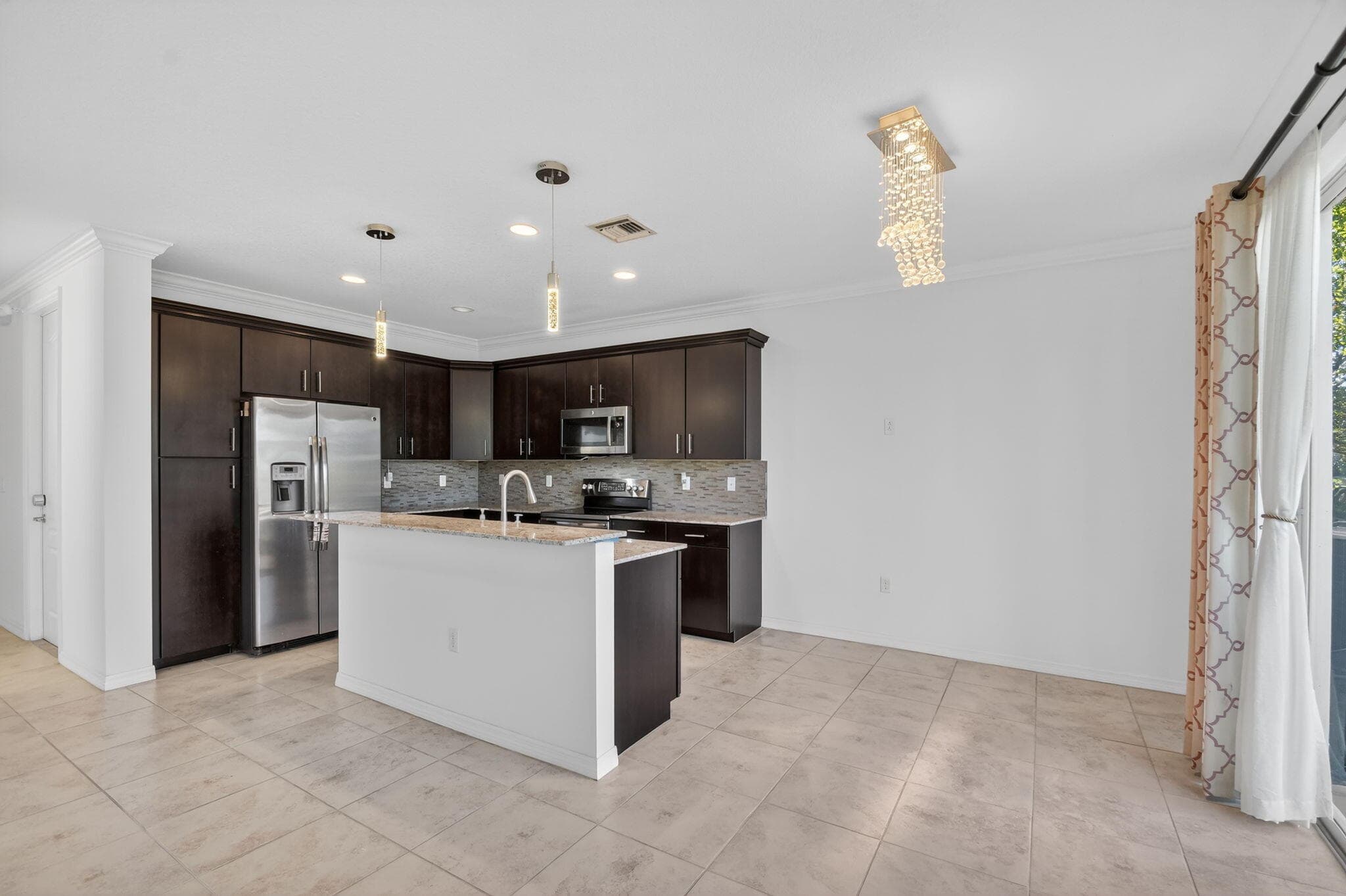 4545 Tara Cove Way, West Palm Beach, FL 33417 17