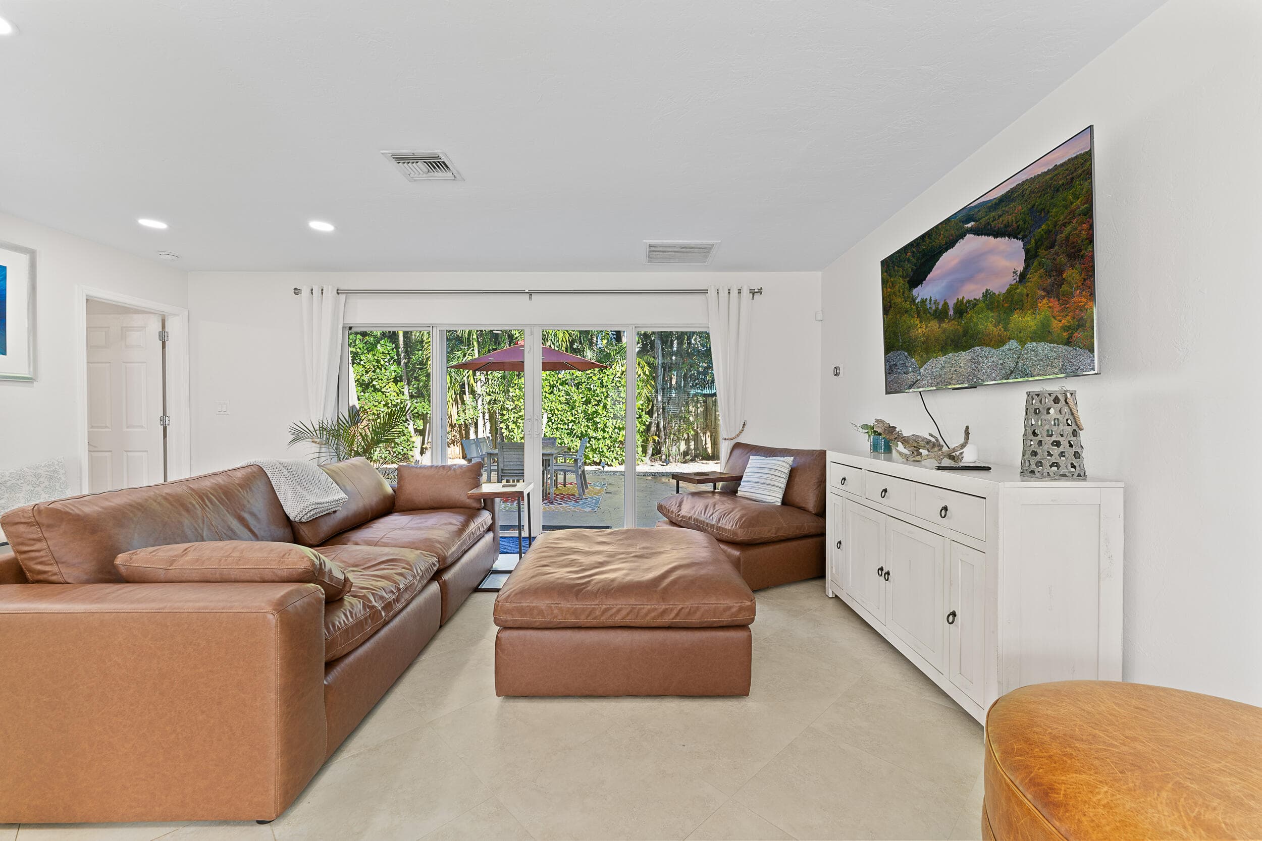 429 Inlet Road, North Palm Beach, FL 33408 8