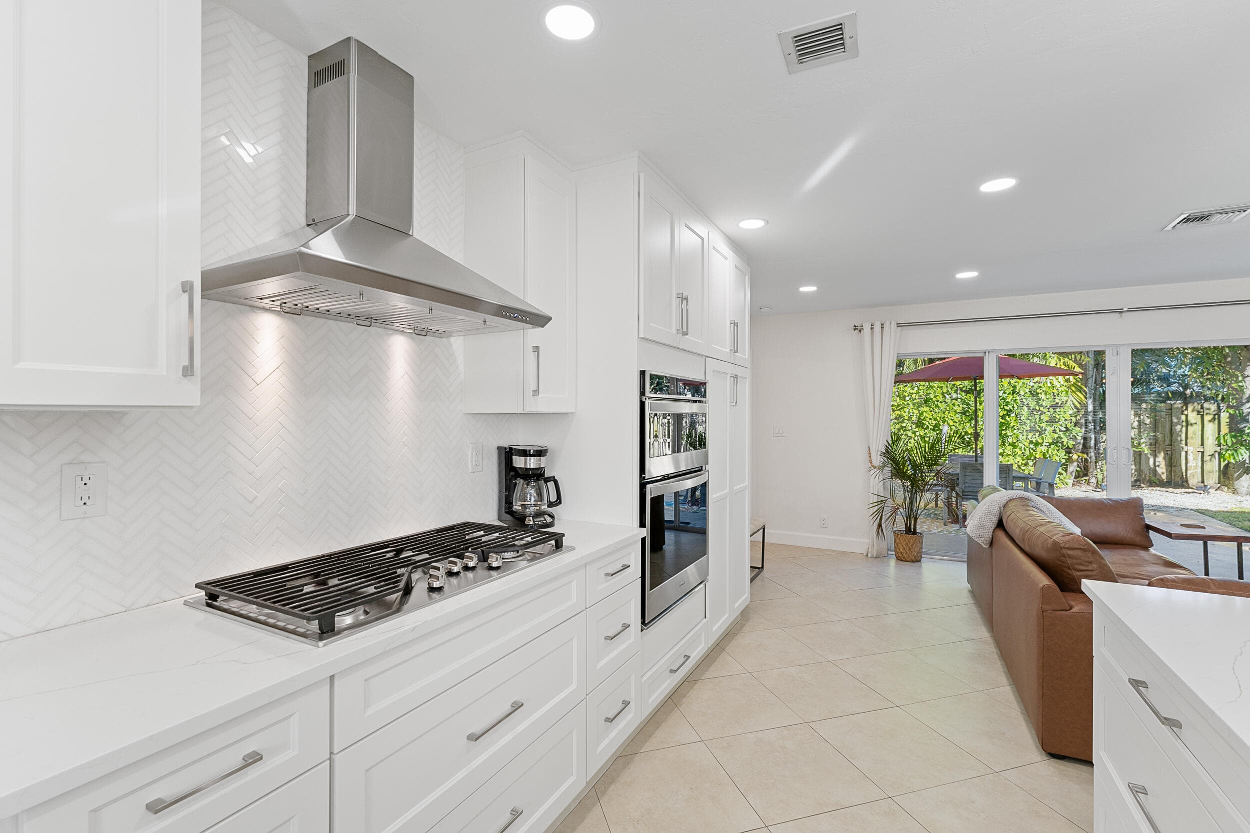 429 Inlet Road, North Palm Beach, FL 33408 10