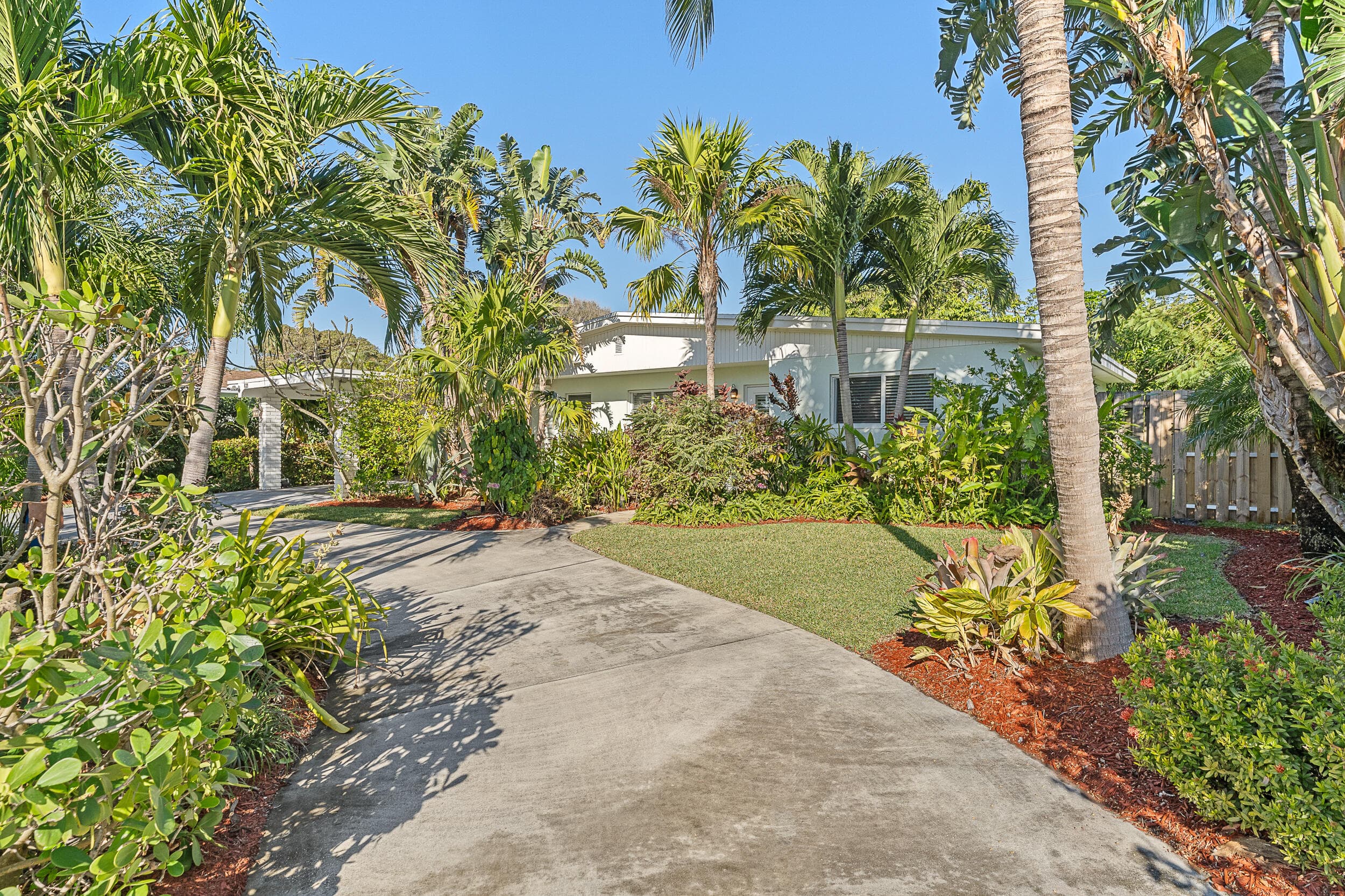 429 Inlet Road, North Palm Beach, FL 33408 6