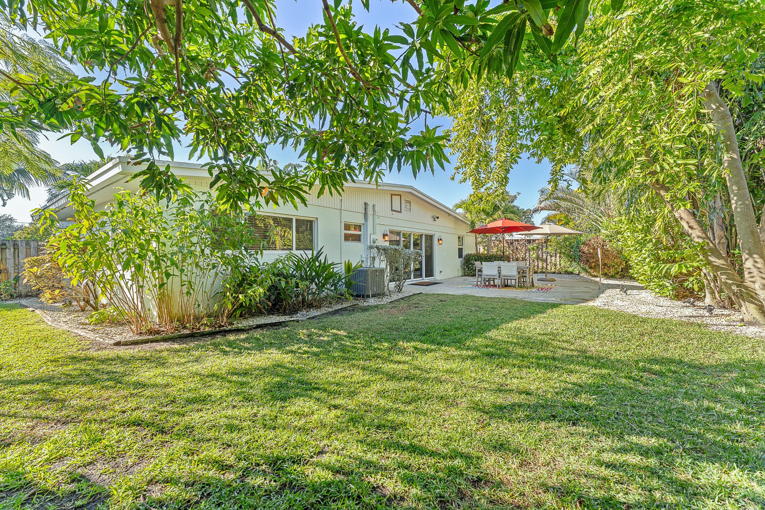 429 Inlet Road, North Palm Beach, FL 33408 26