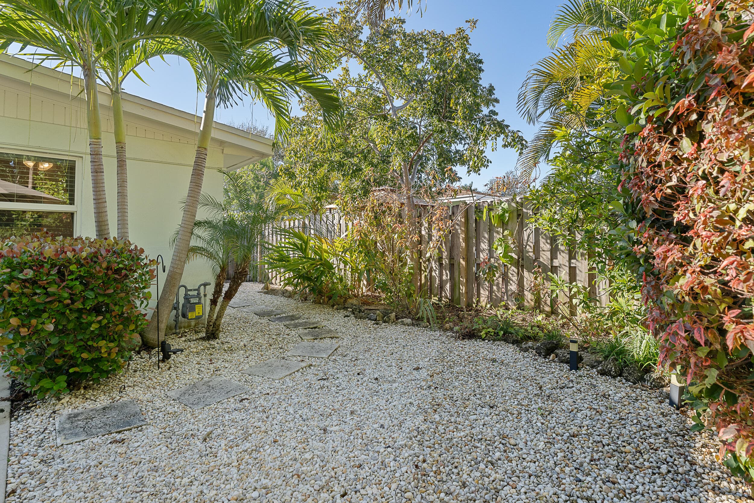 429 Inlet Road, North Palm Beach, FL 33408 25