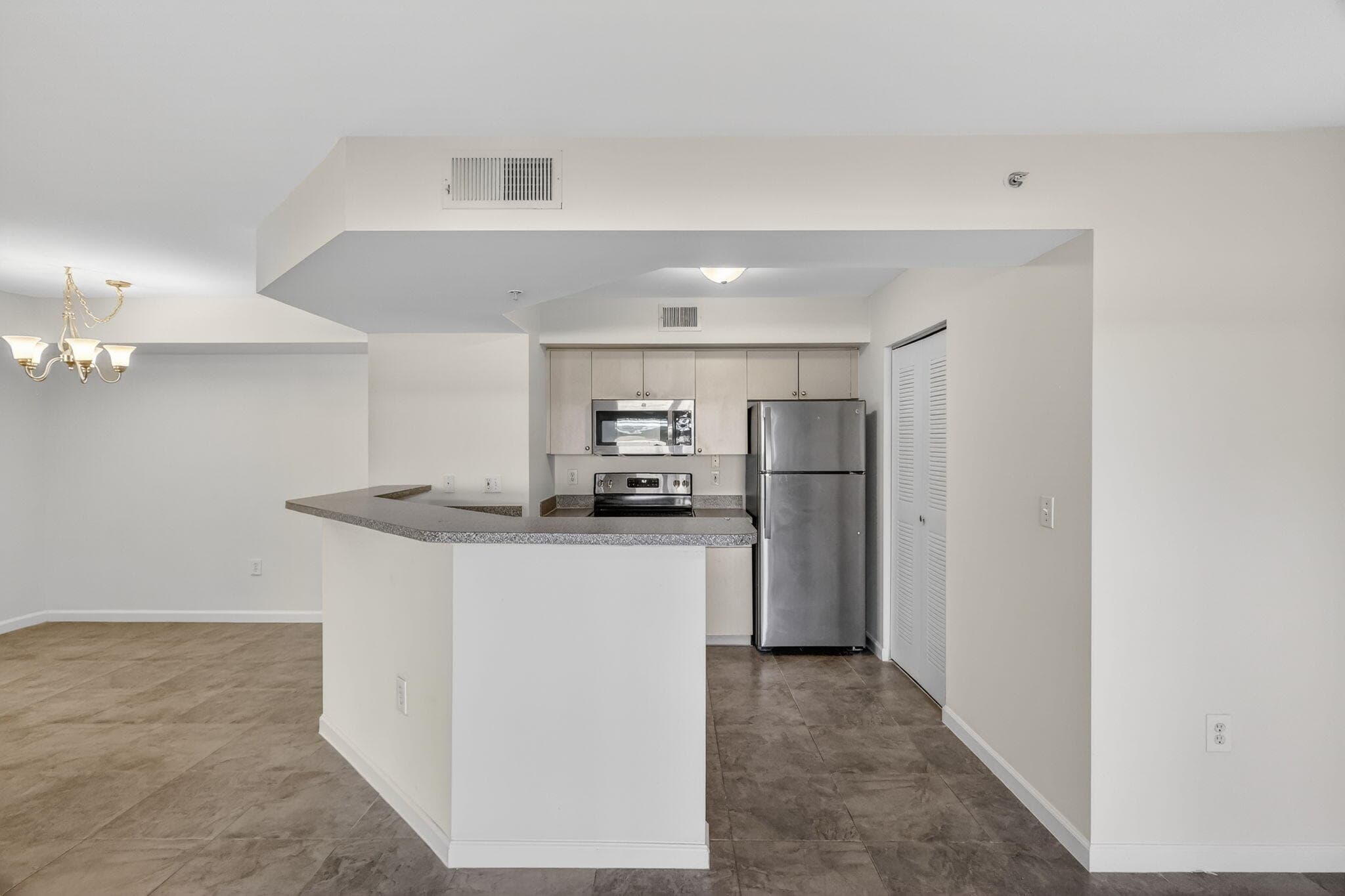 3643 NW Mediterranean Lane 103, Jensen Beach, FL 34957 11
