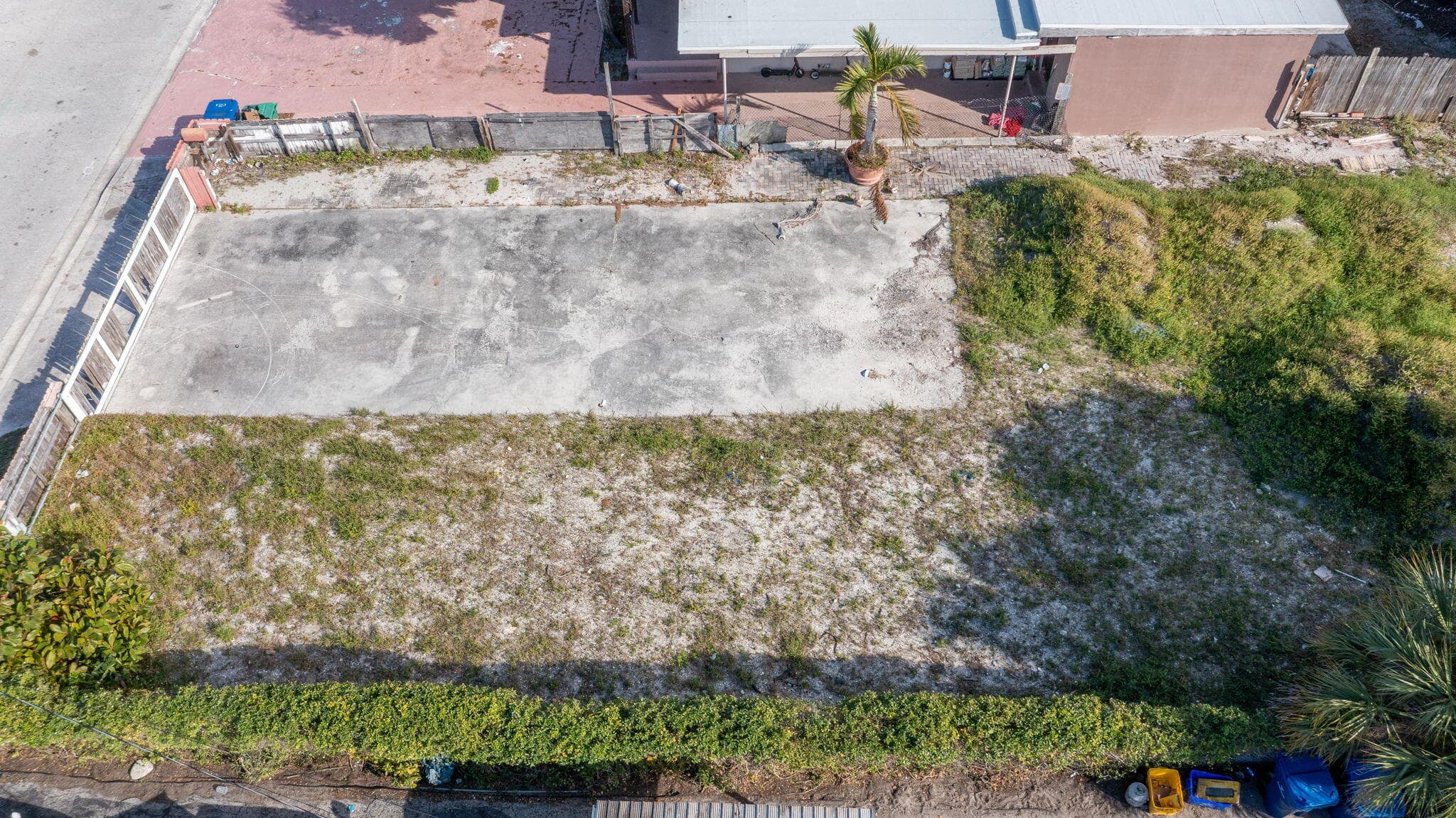 1045 W 30th Street, Riviera Beach, FL 33404 4