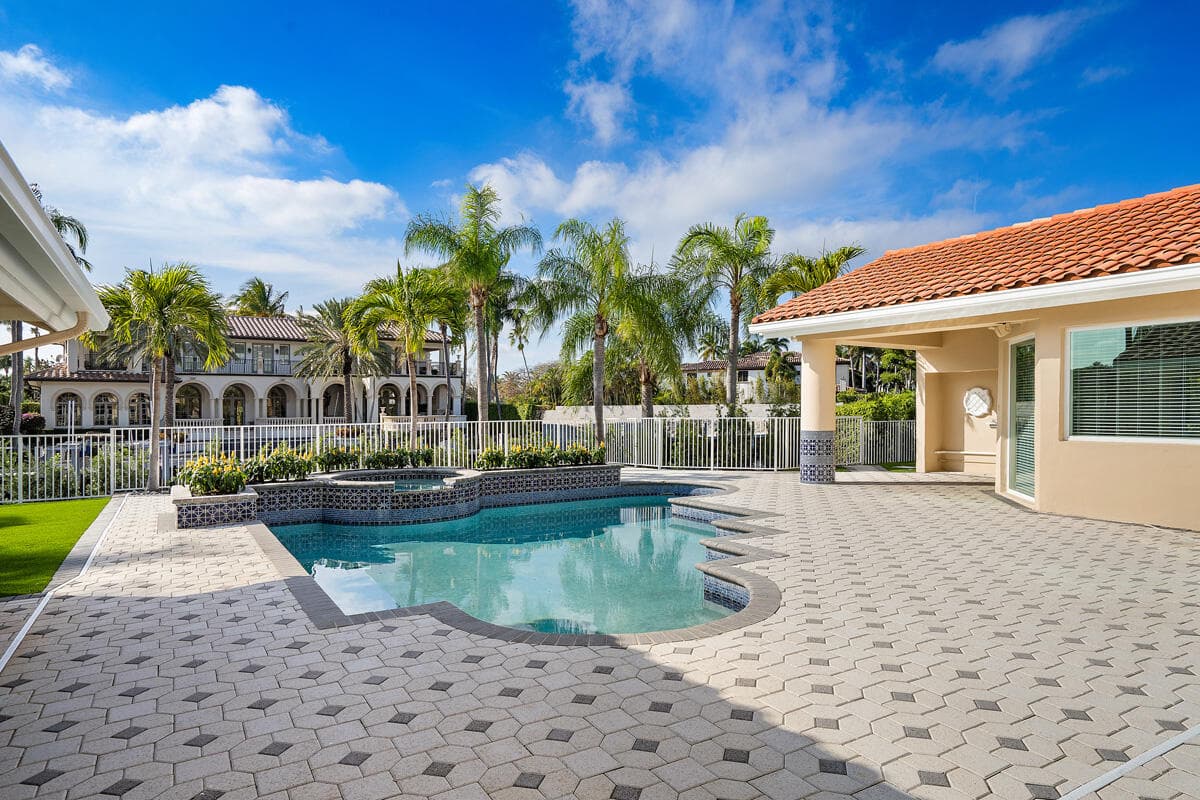533 E Alexander Palm Road, Boca Raton, FL 33432 9