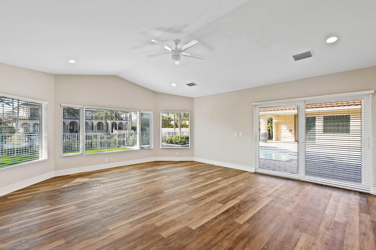 533 E Alexander Palm Road, Boca Raton, FL 33432 28