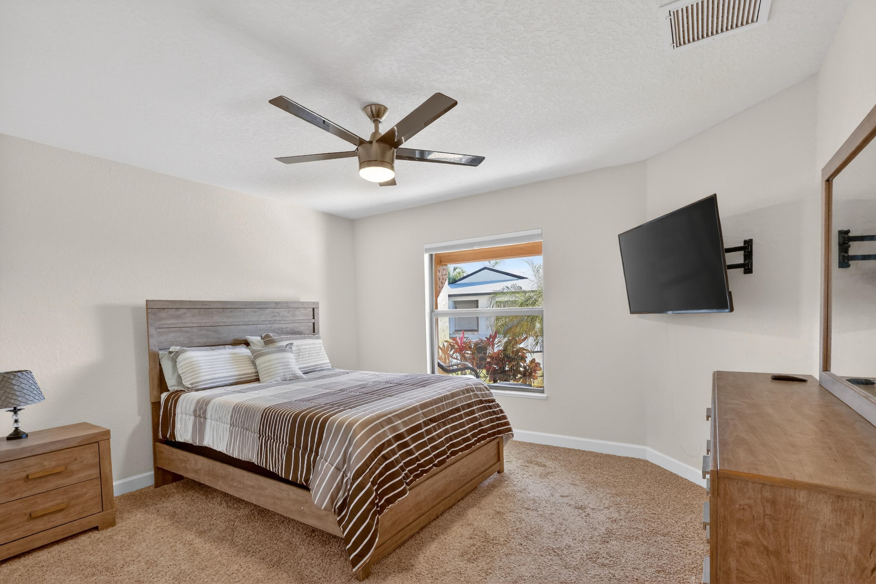3 Los Gatos Lane, Port St. Lucie, FL 34952 31
