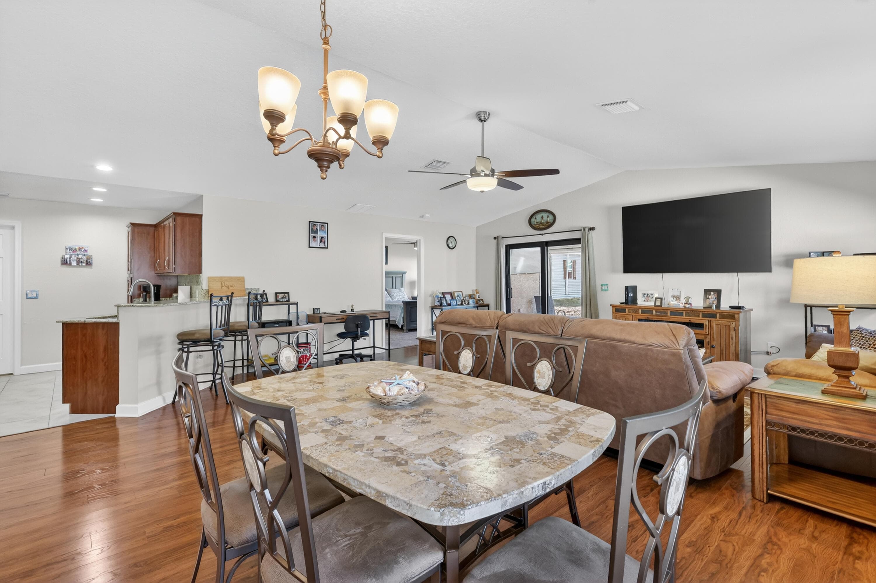 3 Los Gatos Lane, Port St. Lucie, FL 34952 19