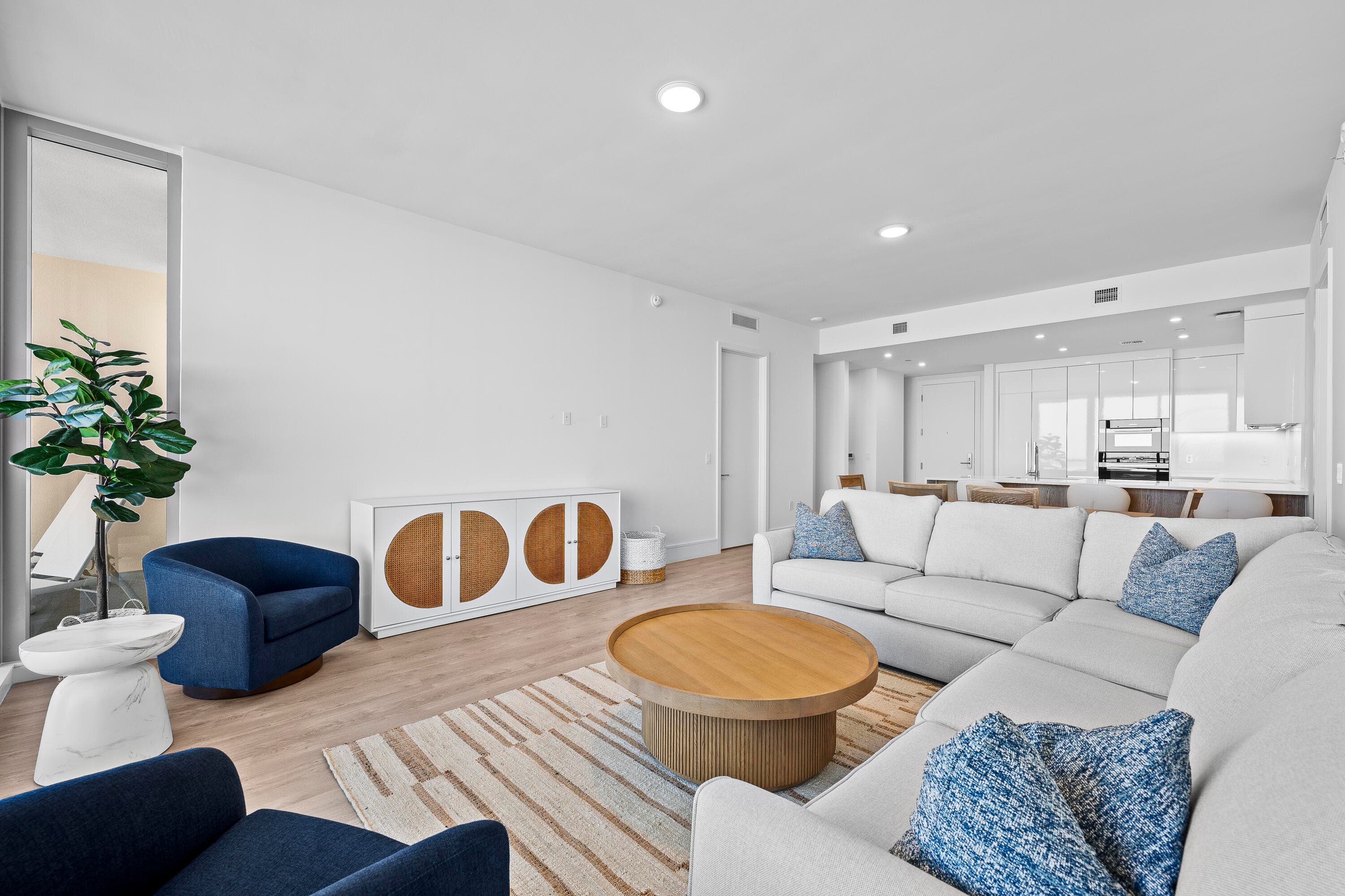 220 Lake Shore Drive 1413, Lake Park, FL 33403 3