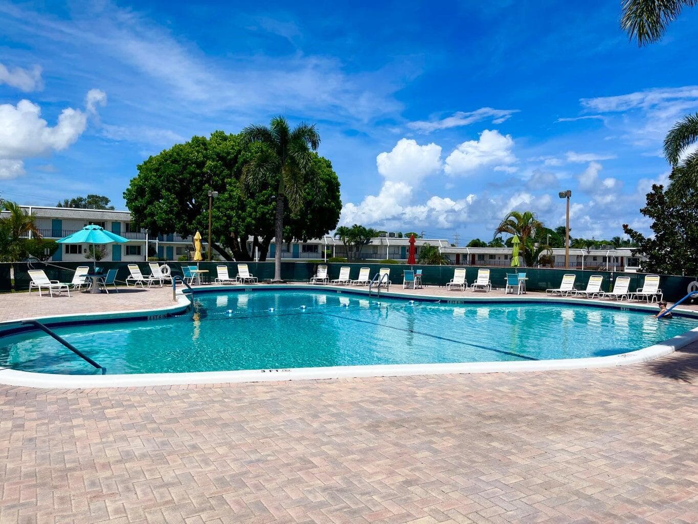 2960 Lake Osborne Drive 209, Lake Worth Beach, FL 33461 12