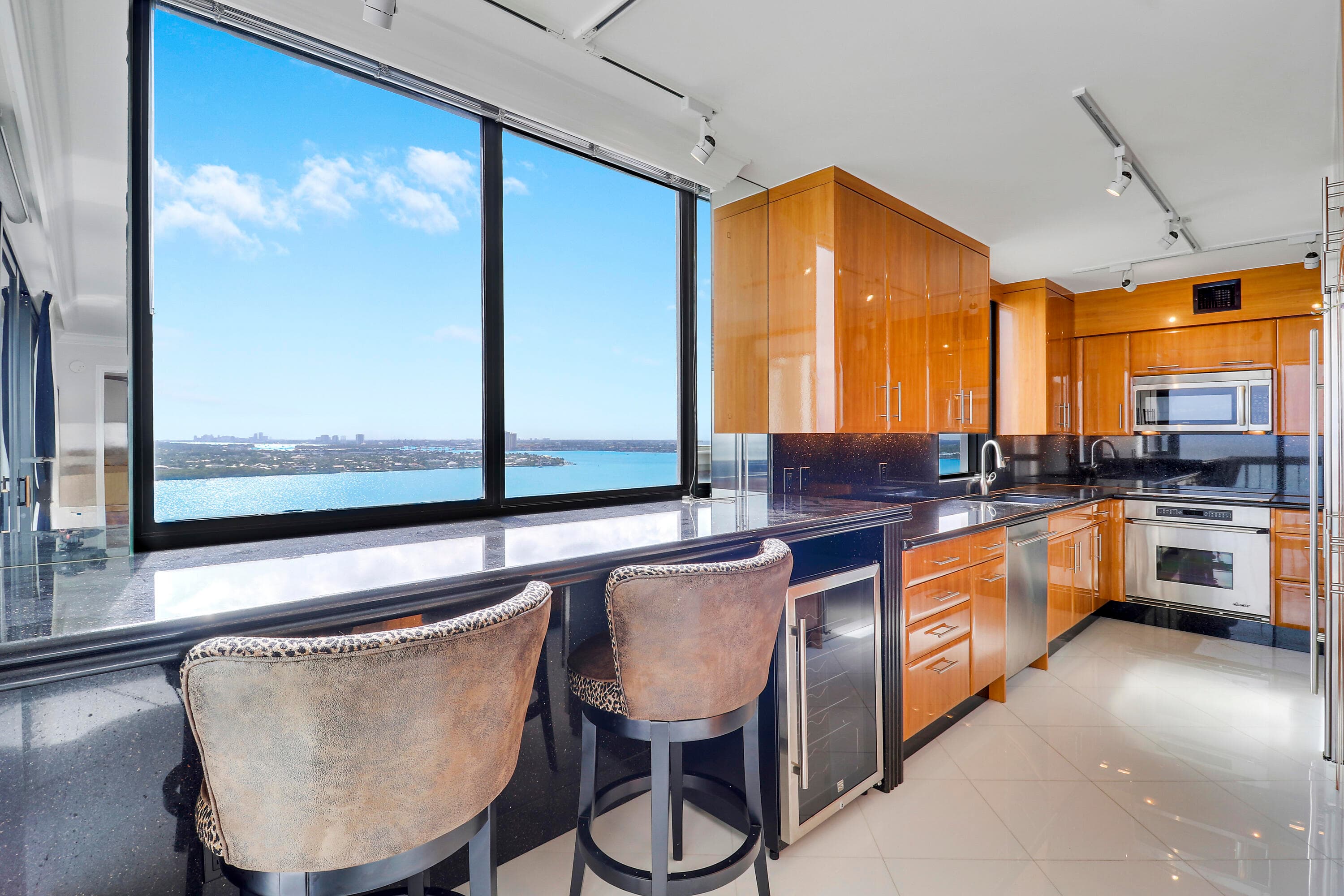 5380 N Ocean Drive 20b, Singer Island, FL 33404 5