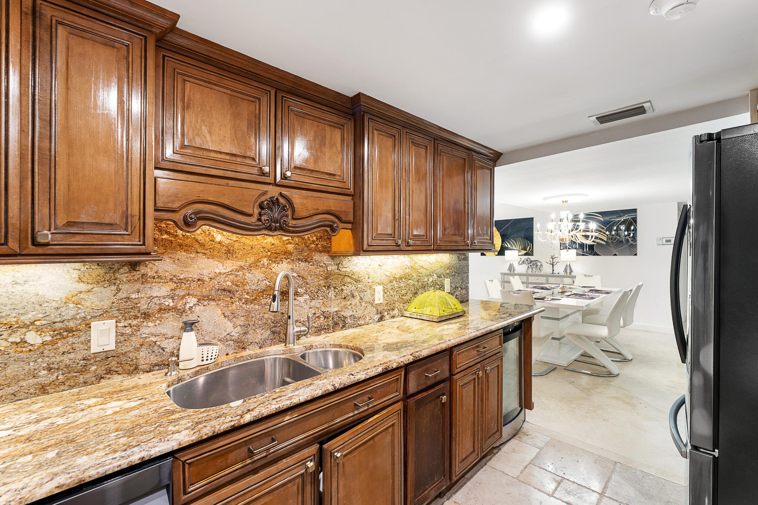 5600 N Flagler Drive 605, West Palm Beach, FL 33407 8