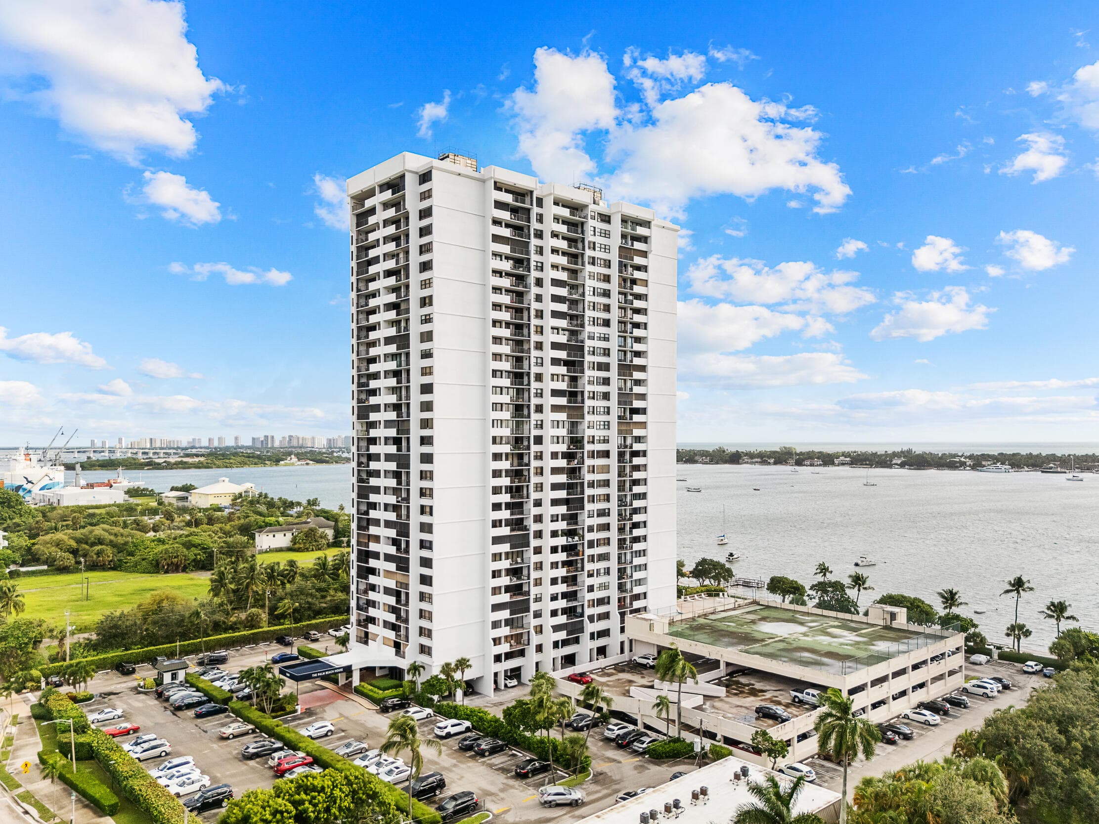 5600 N Flagler Drive 605, West Palm Beach, FL 33407 18