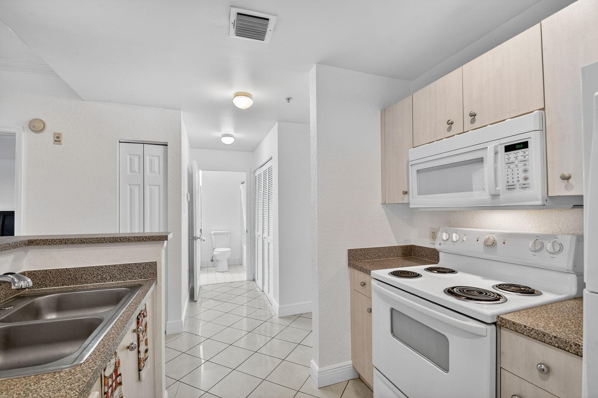 1805 N Flagler Drive 115, West Palm Beach, FL 33407 6