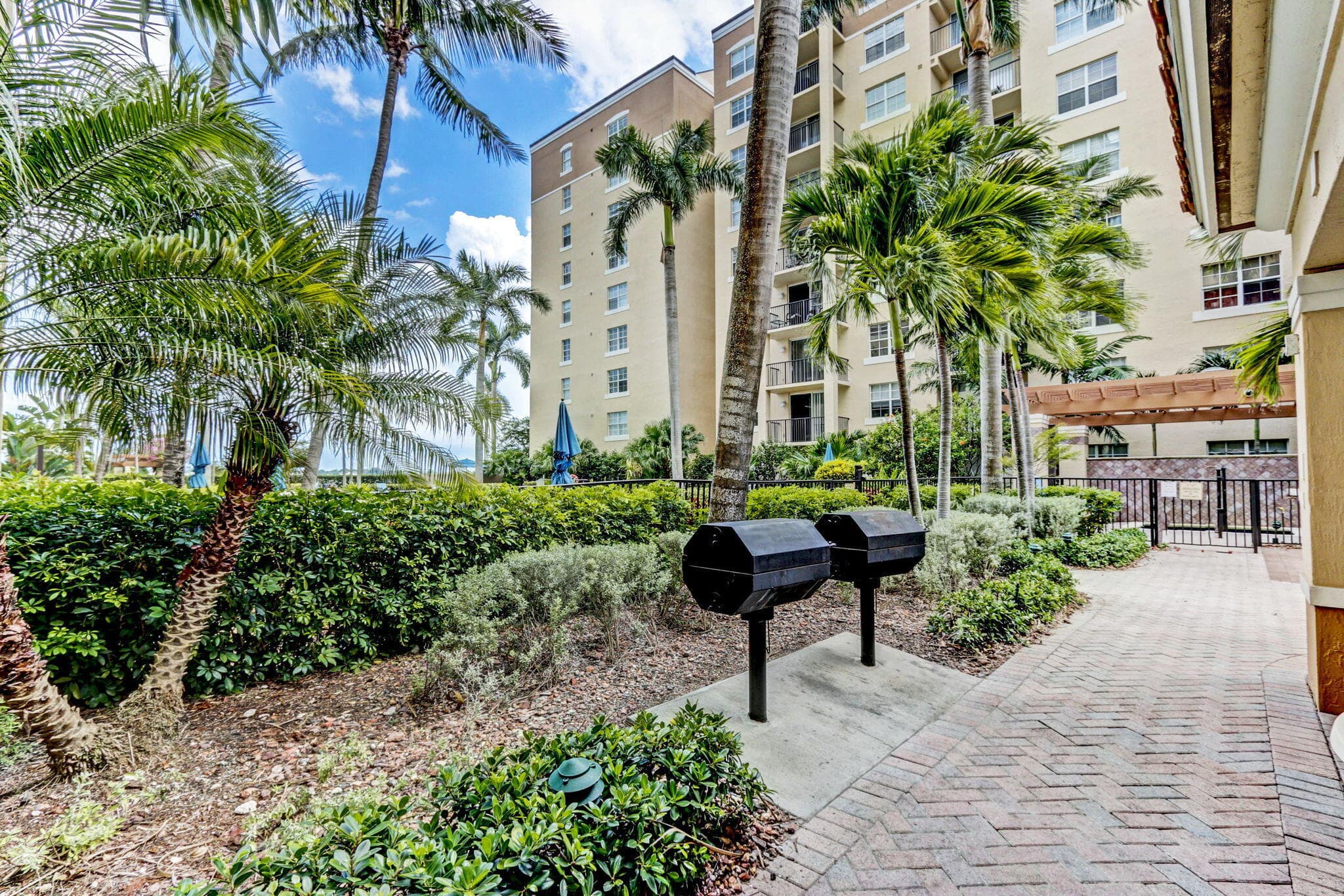 1805 N Flagler Drive 115, West Palm Beach, FL 33407 35