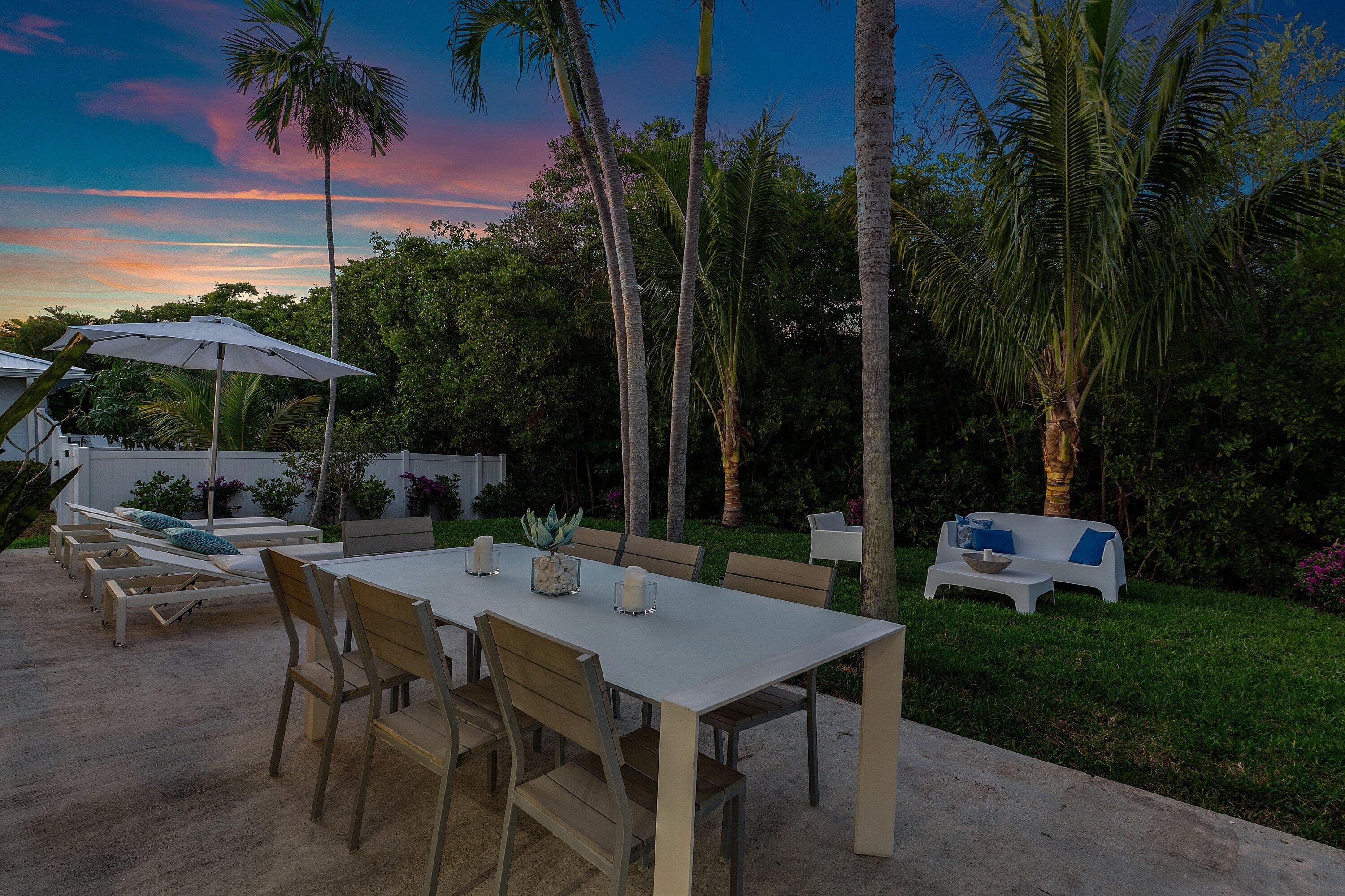48 Harbour Drive N, Ocean Ridge, FL 33435 24