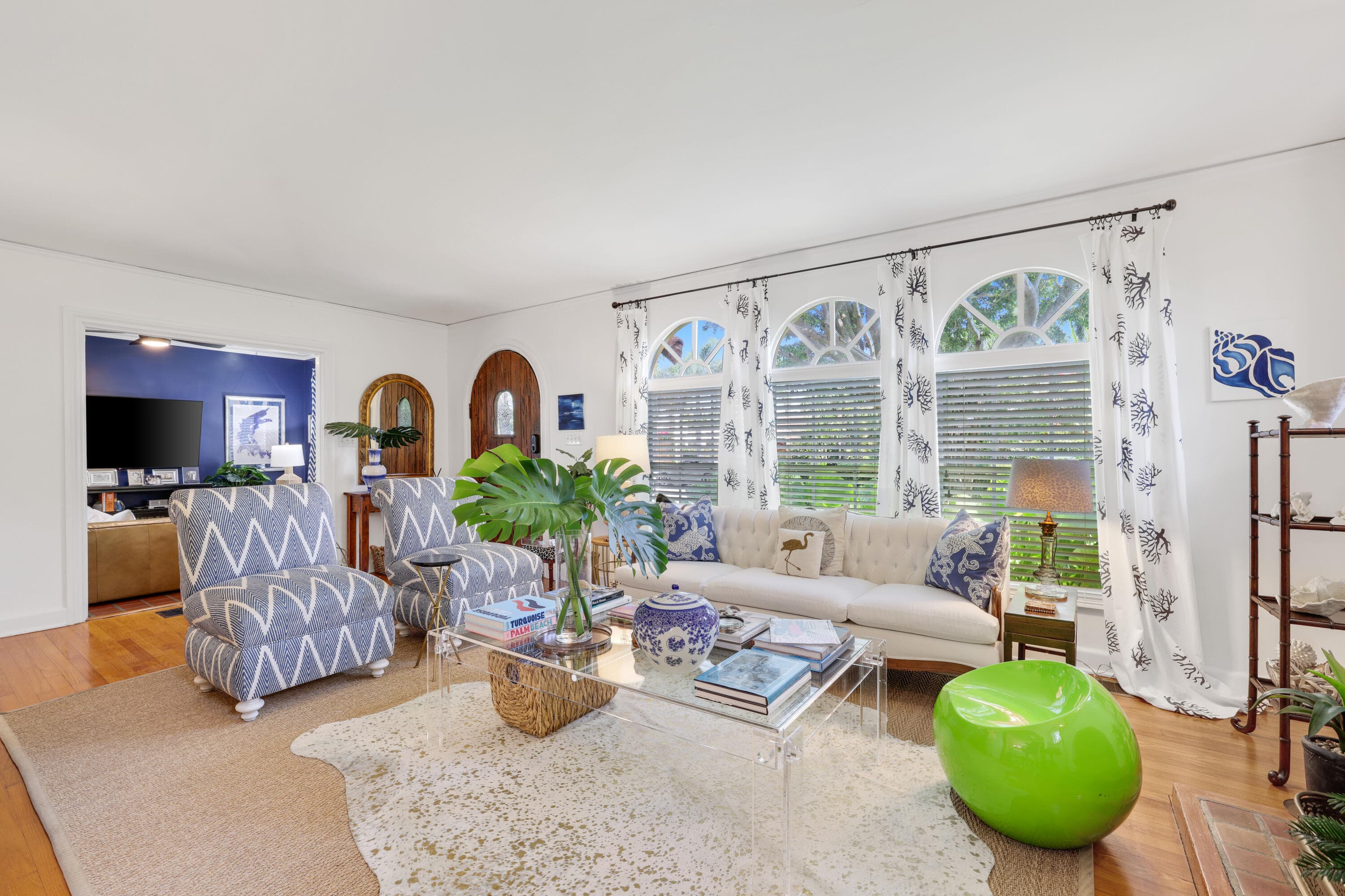 325 Greymon Drive, West Palm Beach, FL 33405 7