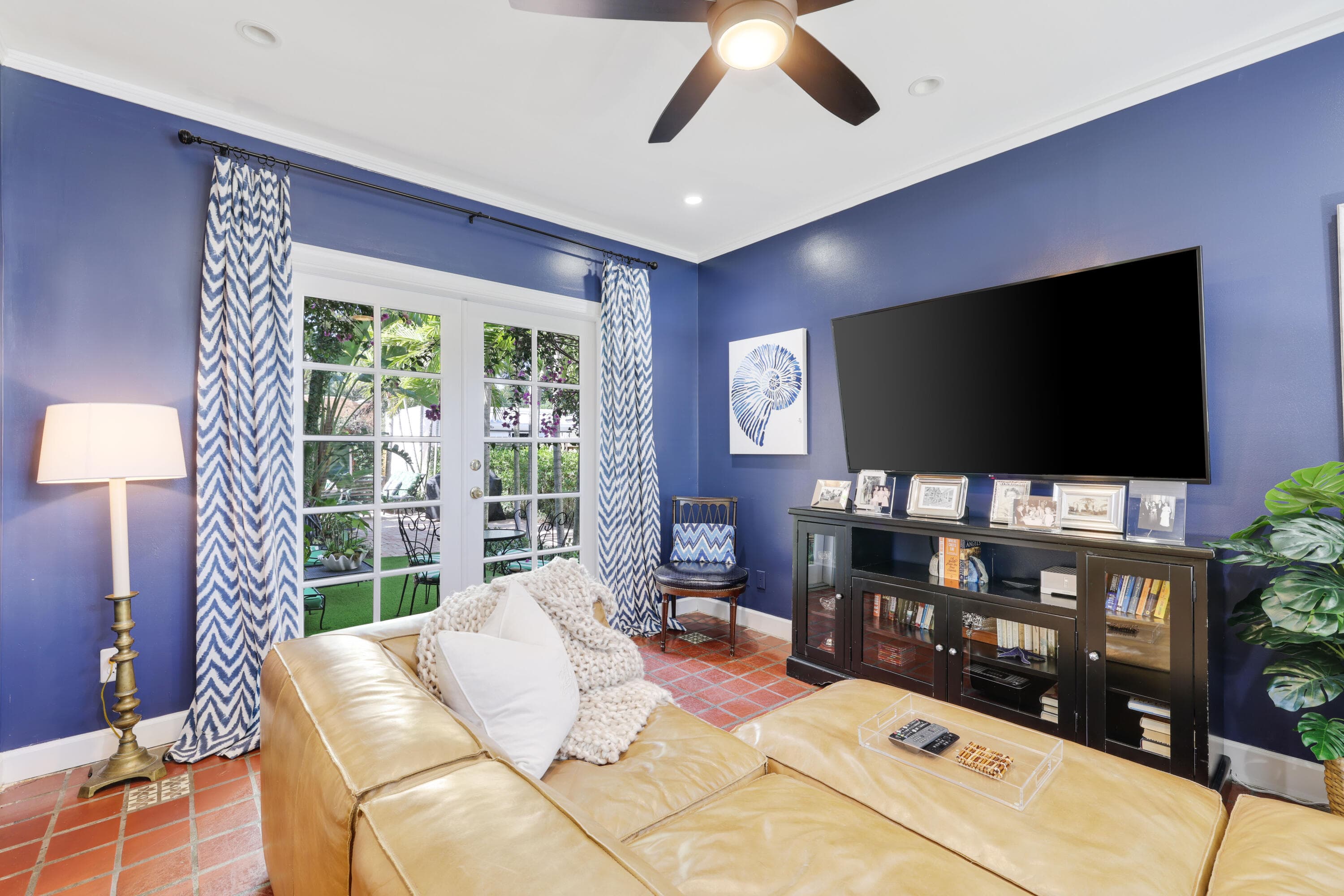325 Greymon Drive, West Palm Beach, FL 33405 12
