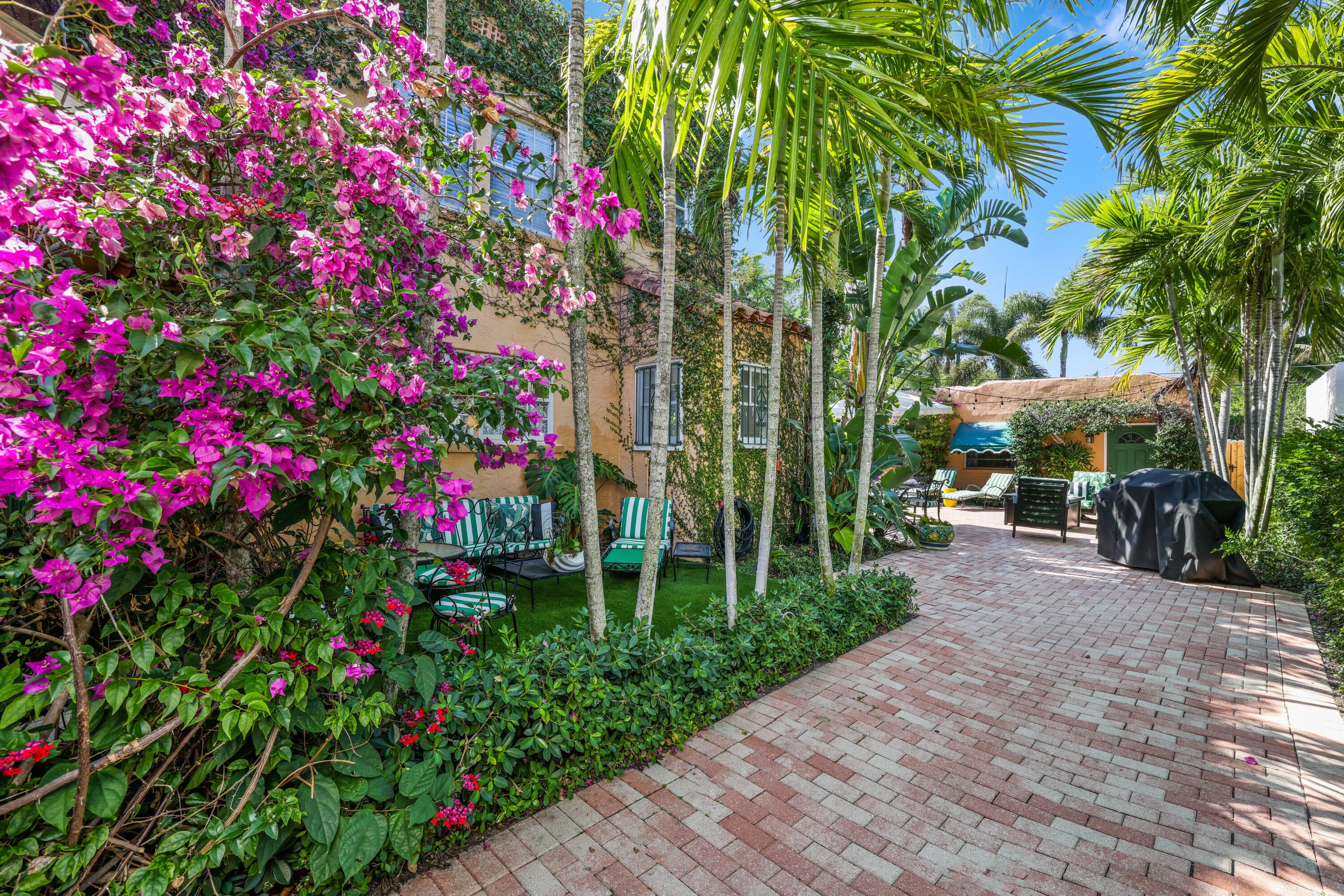 325 Greymon Drive, West Palm Beach, FL 33405 37