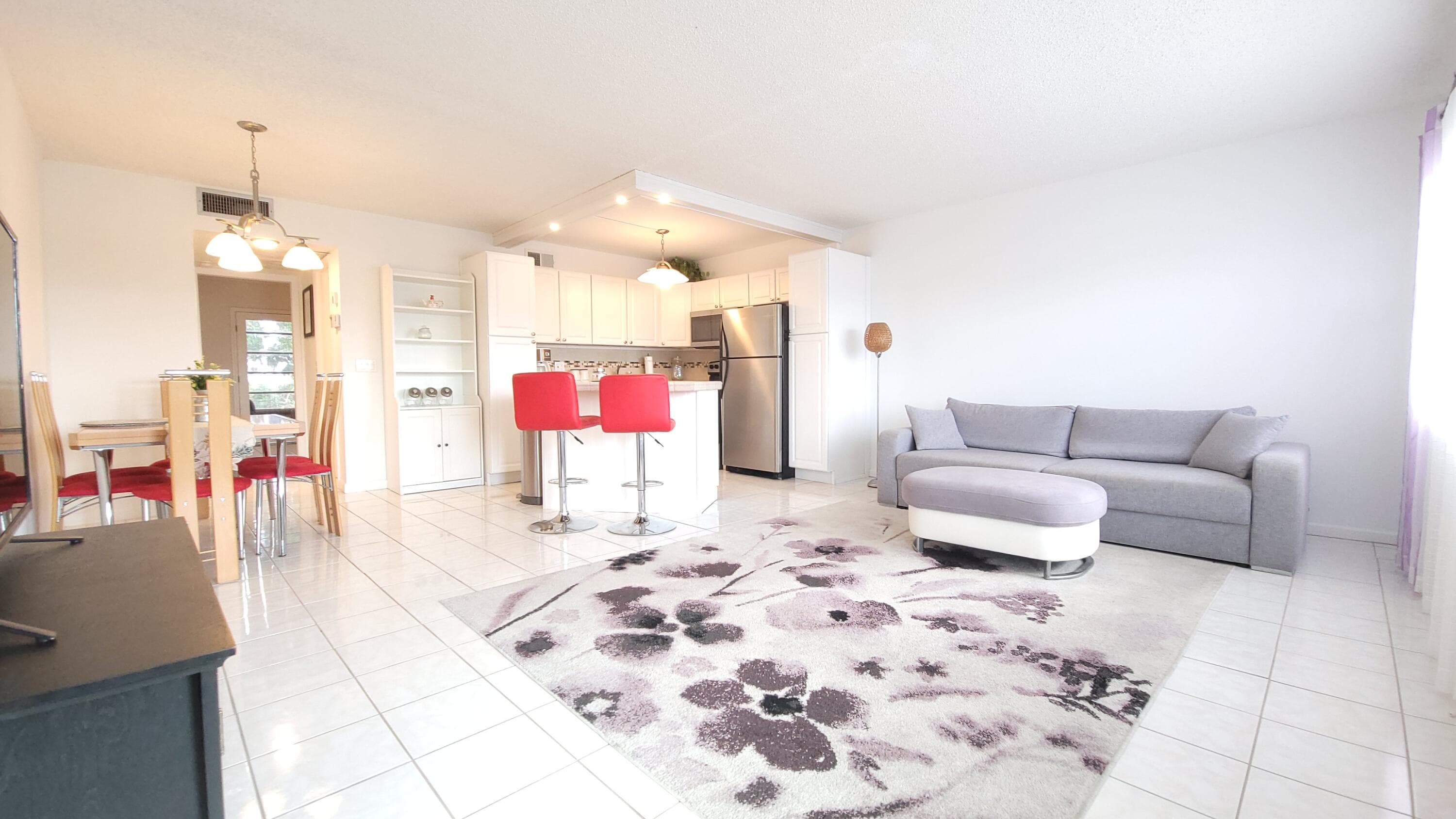 405 Southampton A, West Palm Beach, FL 33417