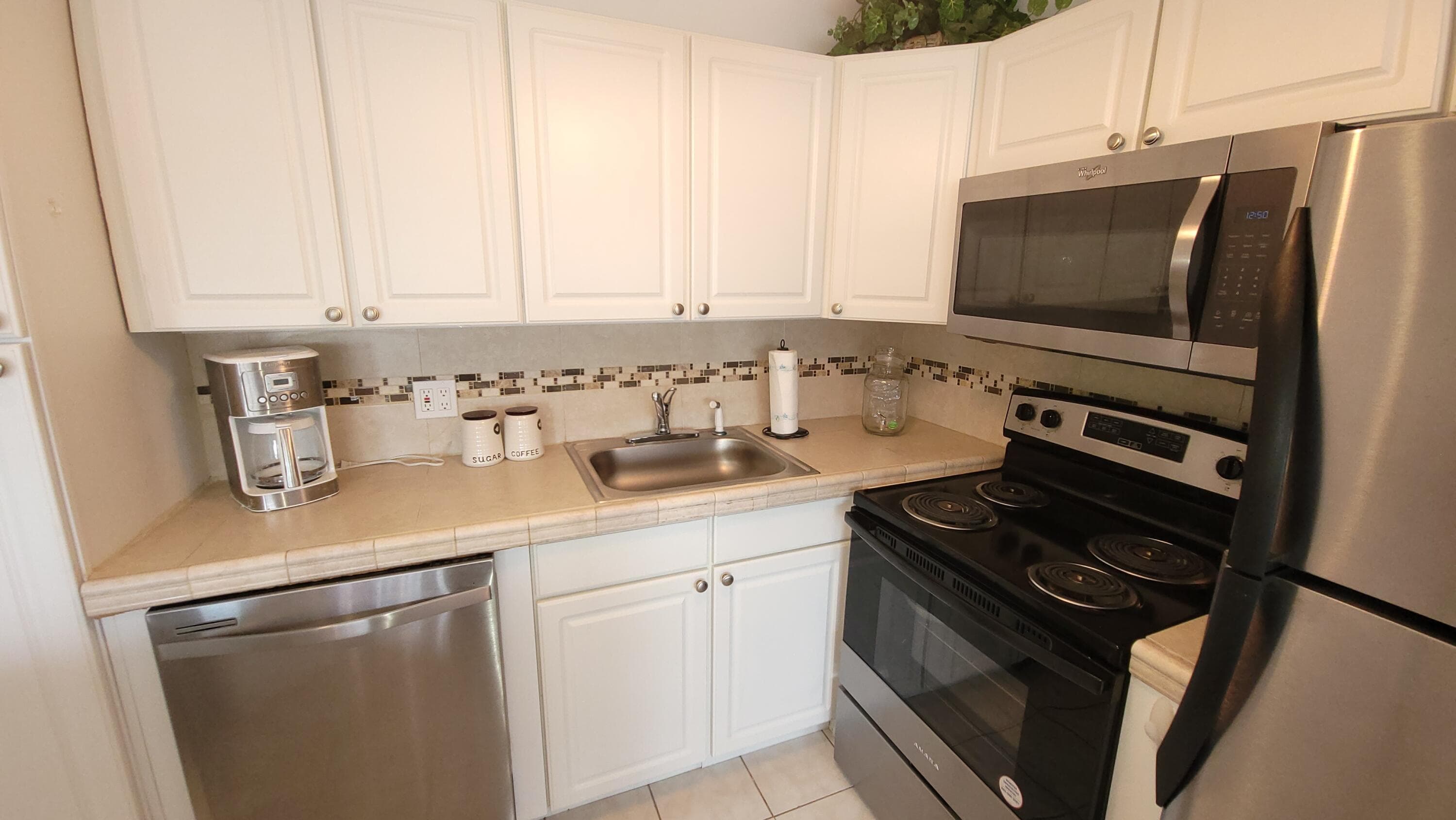 405 Southampton A, West Palm Beach, FL 33417 9